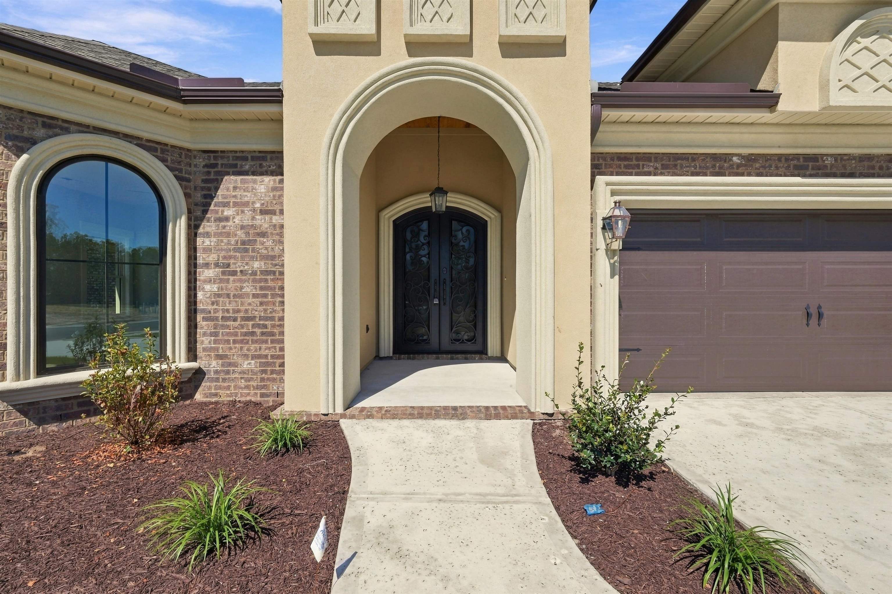 450 Pompano Court Property Photo 3
