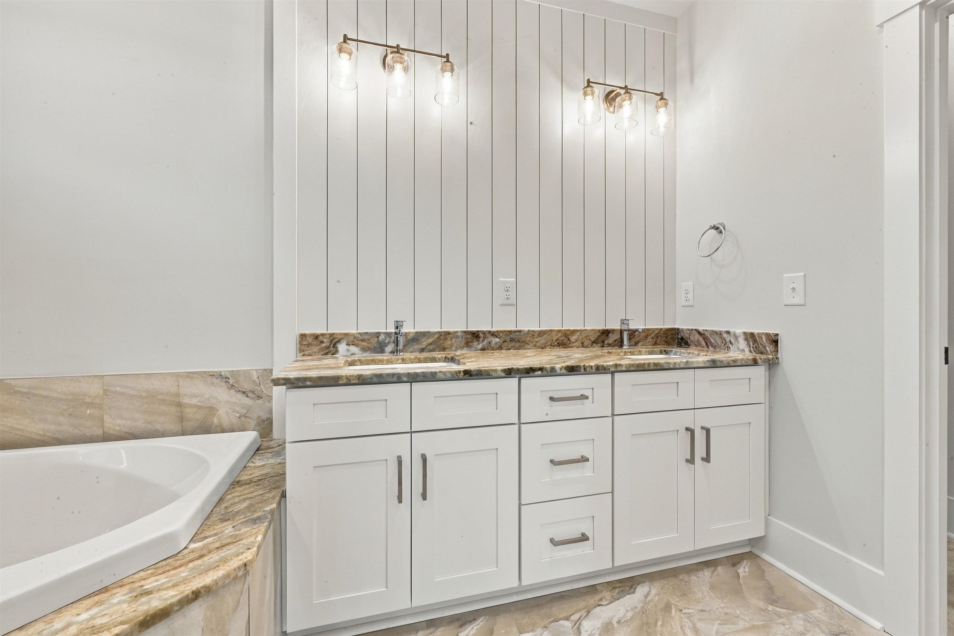 450 Pompano Court Property Photo 30