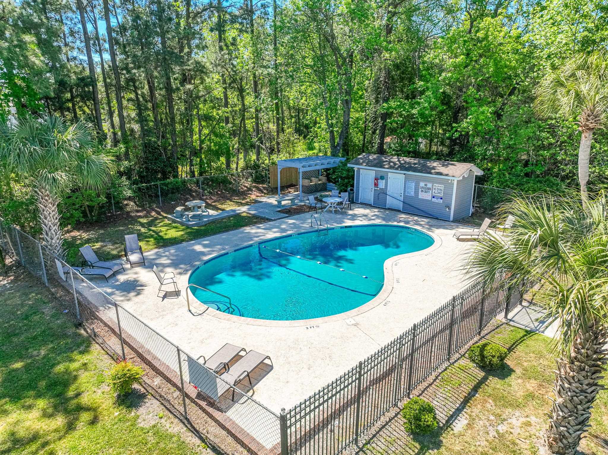 1710 Fawn Vista Dr. N Property Photo 29