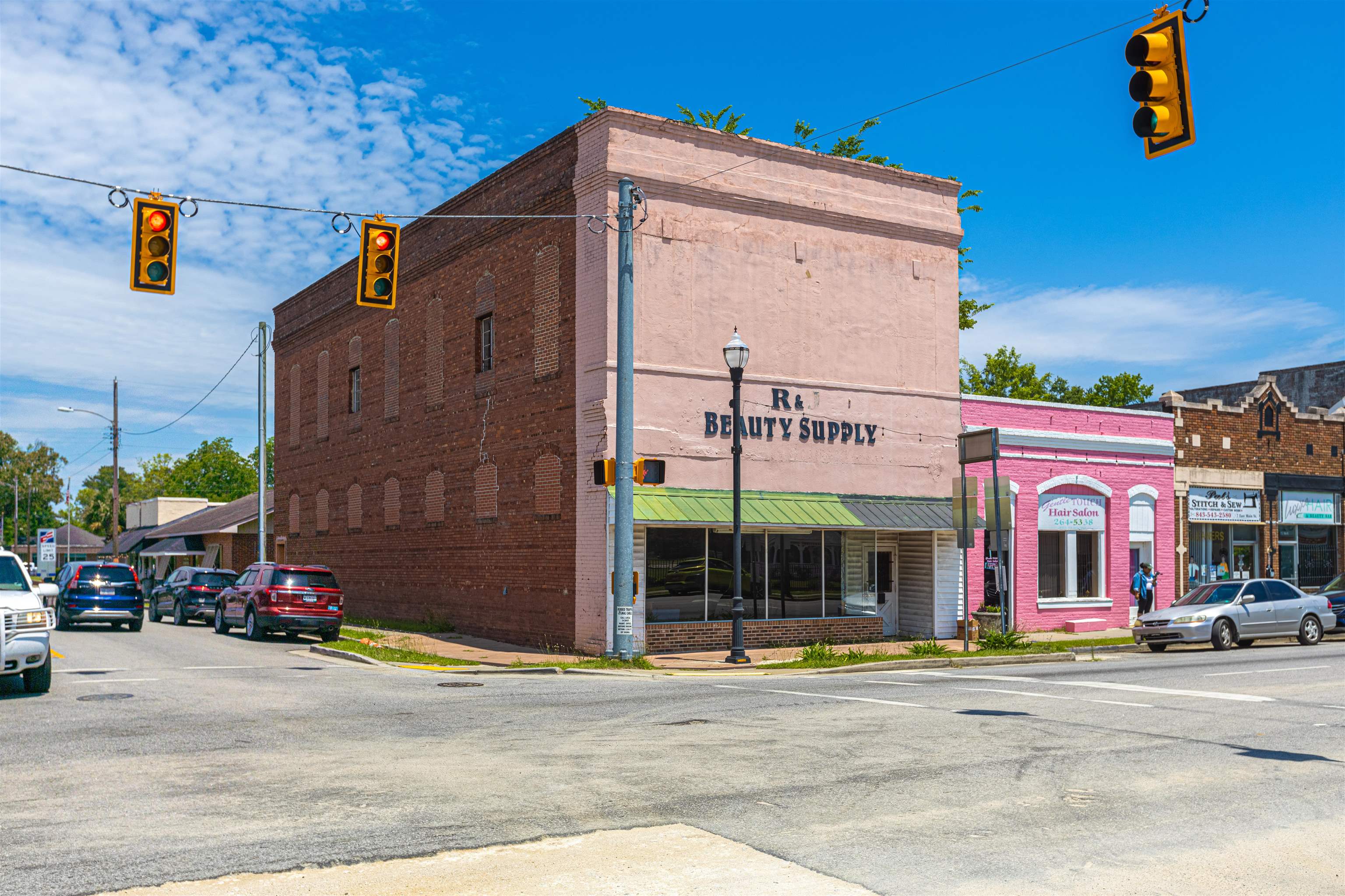 1 E Main St. Property Photo 1