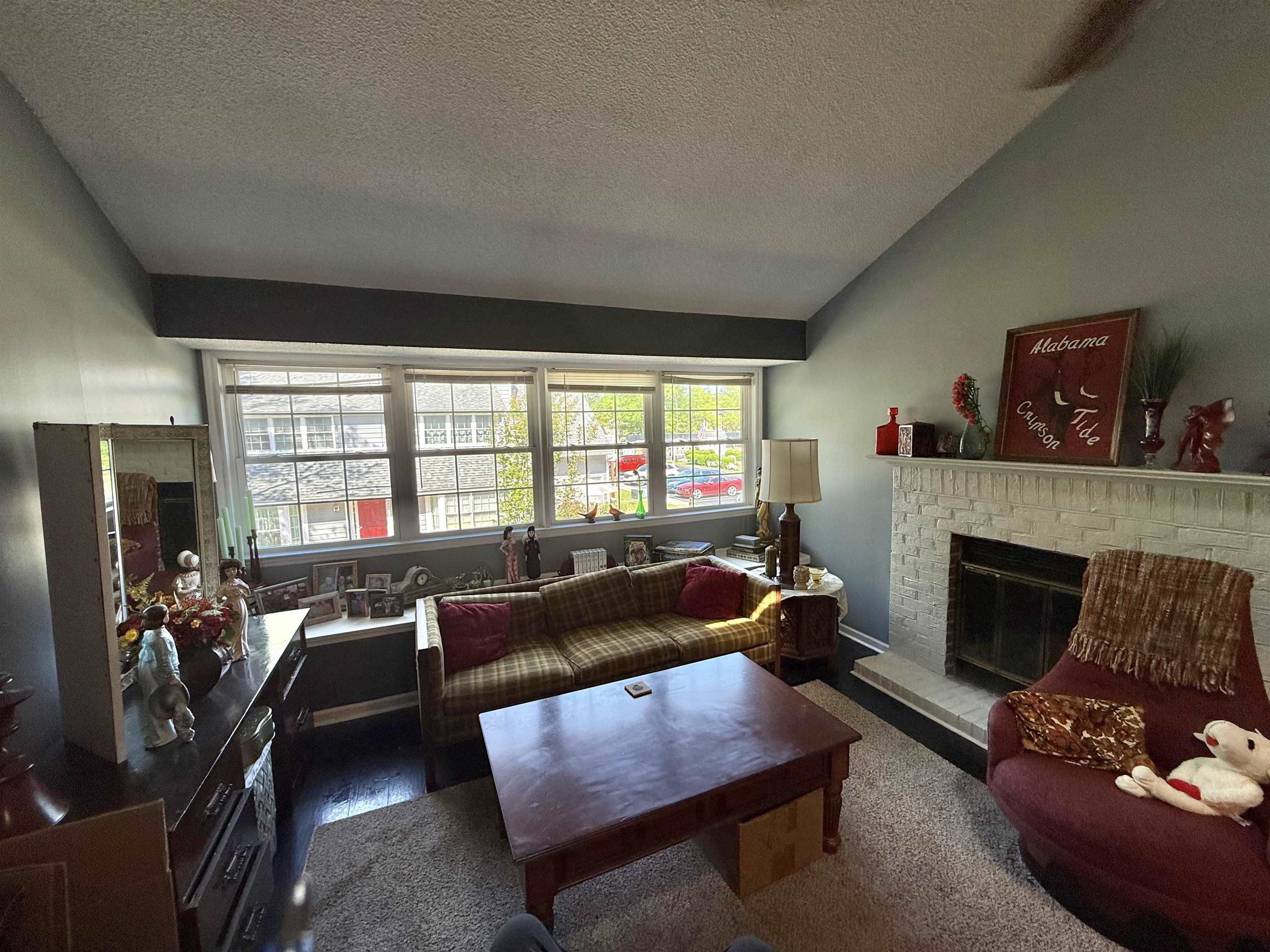 1203 Tiffany Ln. Property Photo 6
