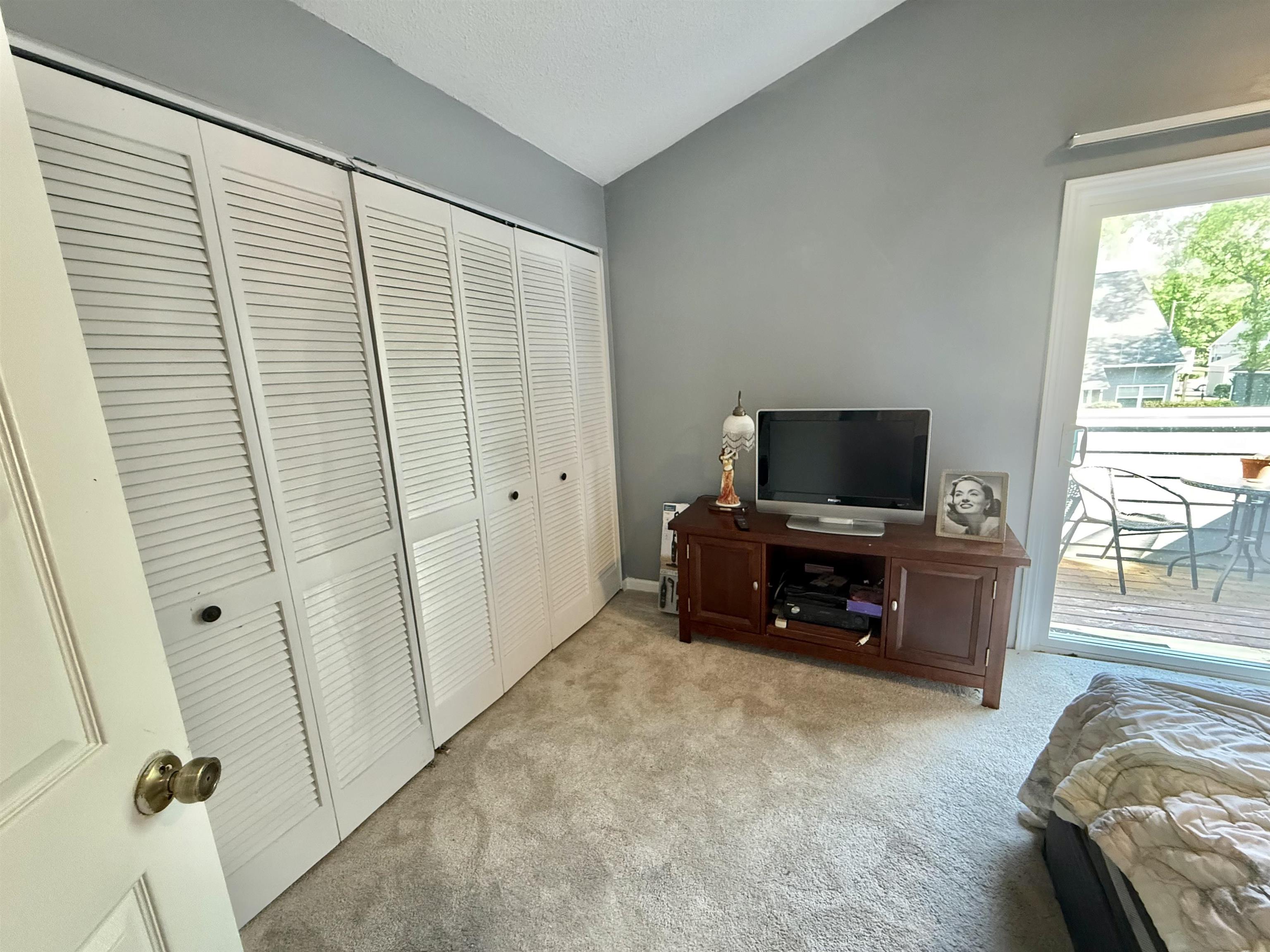 1203 Tiffany Ln. Property Photo 8