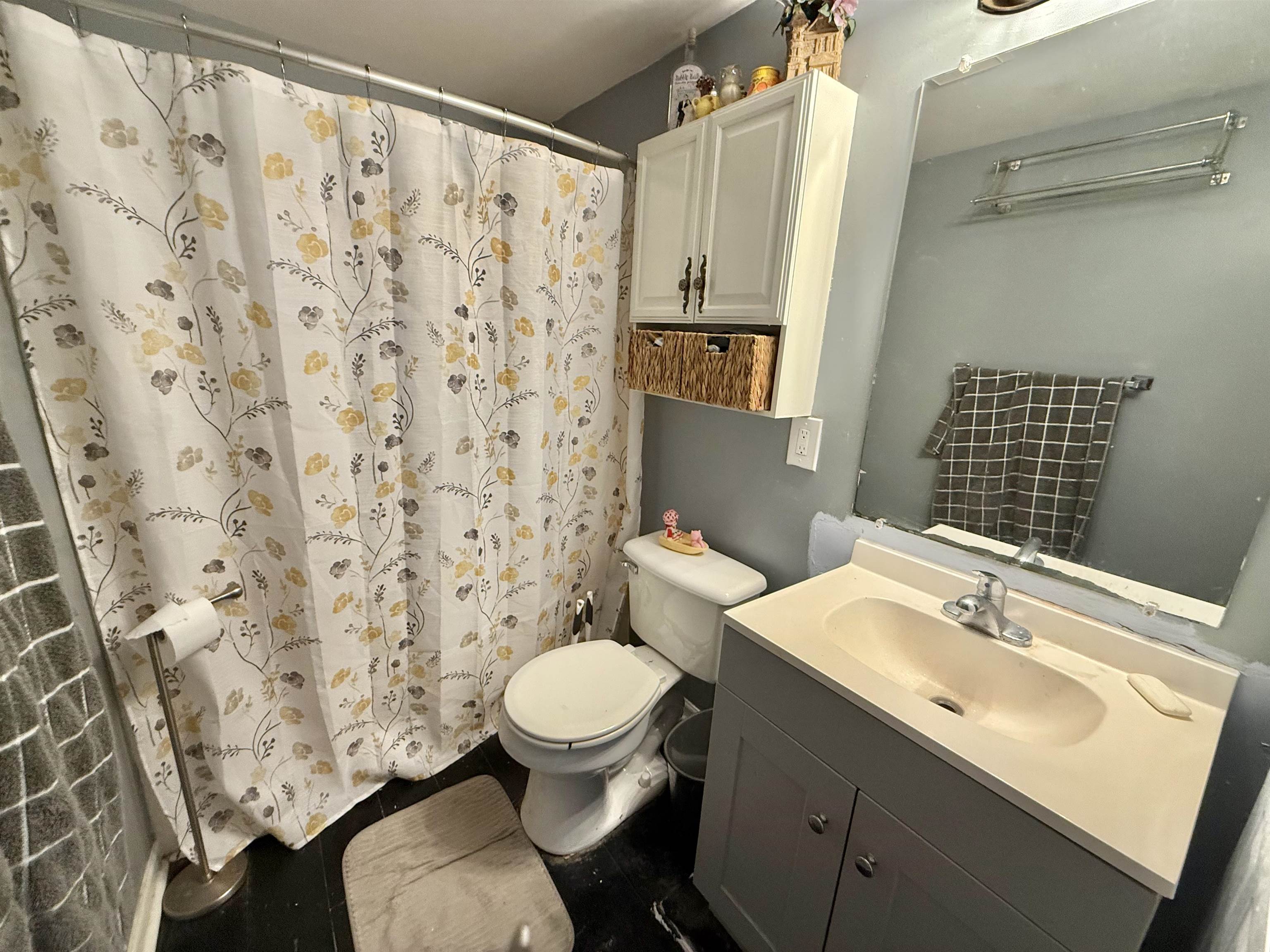 1203 Tiffany Ln. Property Photo 10