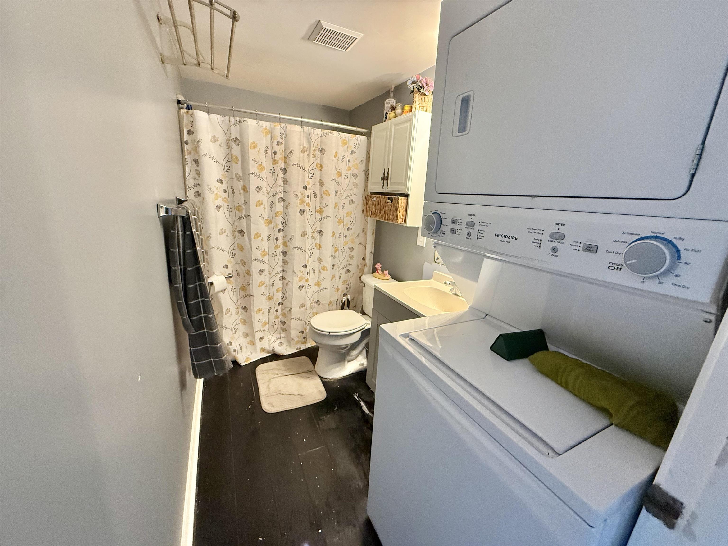 1203 Tiffany Ln. Property Photo 12