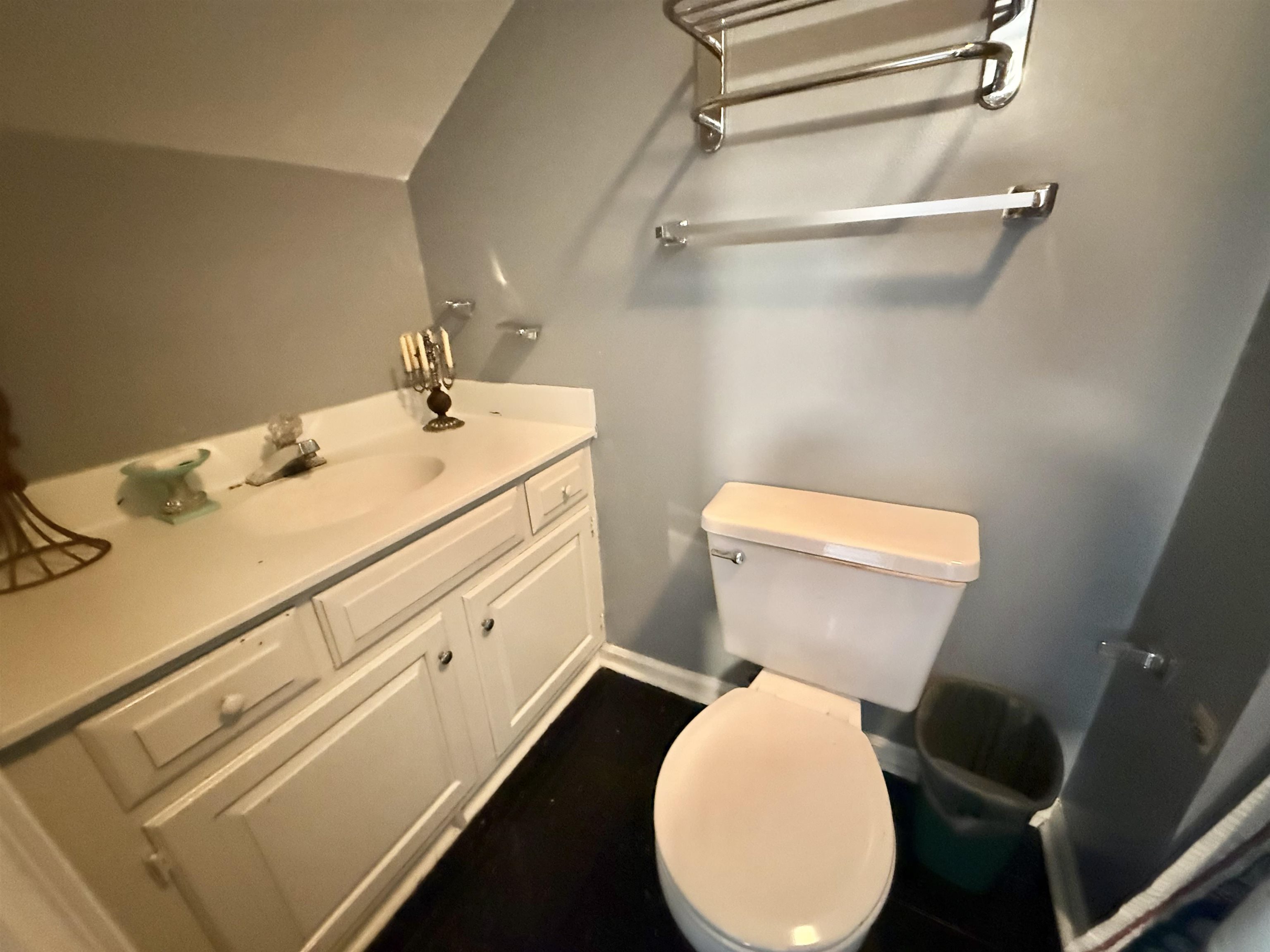 1203 Tiffany Ln. Property Photo 16