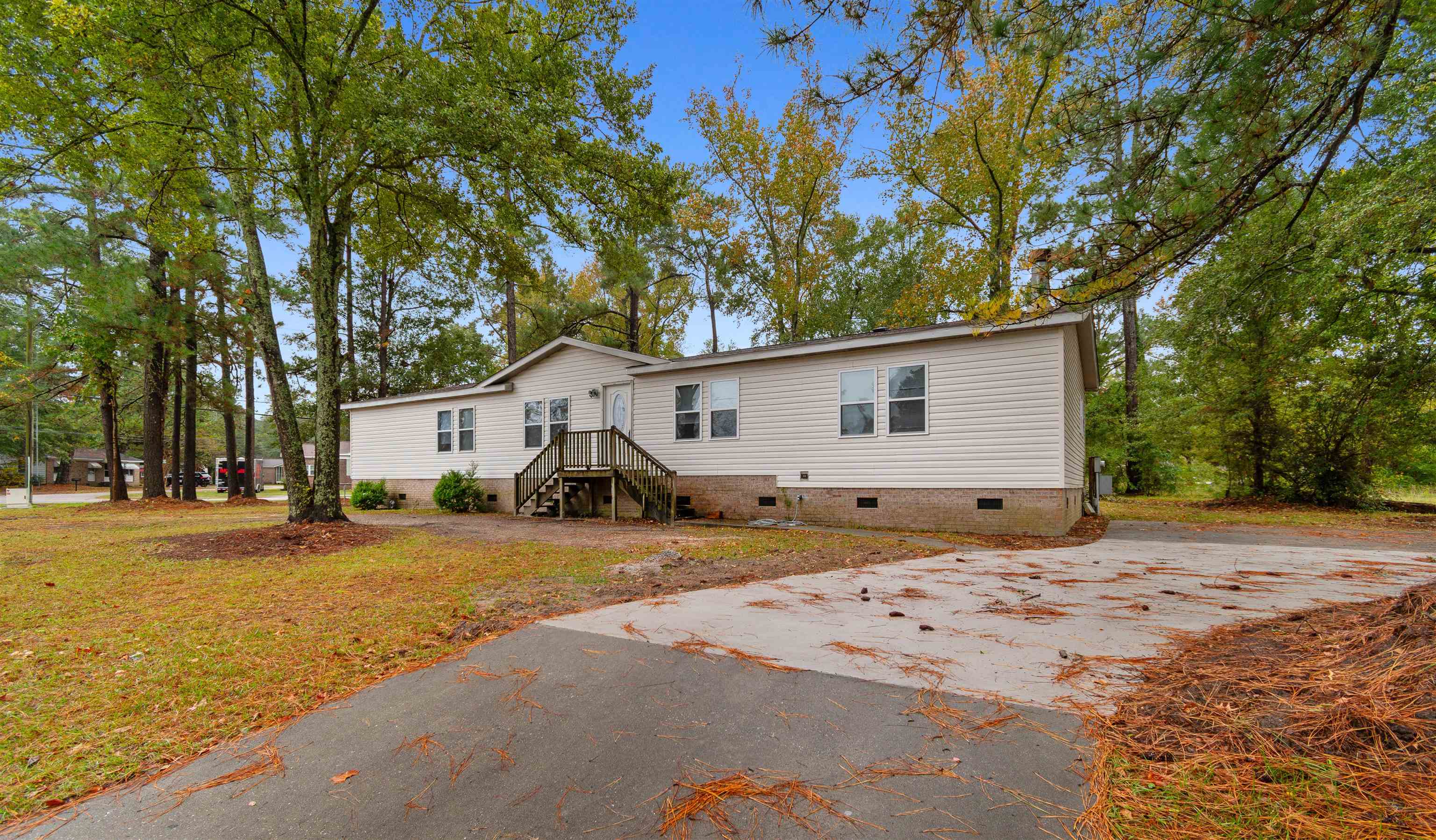 903 Durant St. Property Photo 1