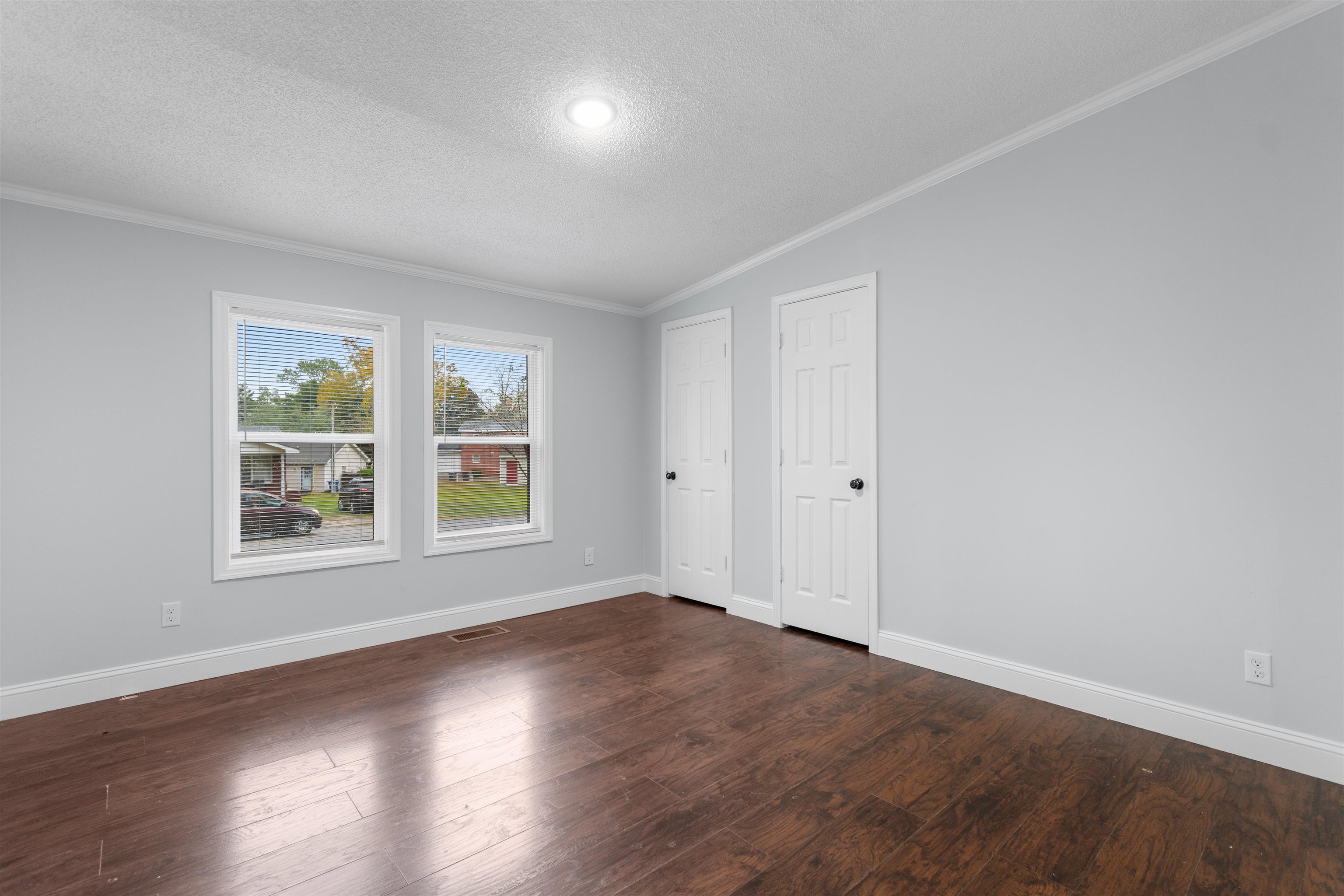 903 Durant St. Property Photo 3