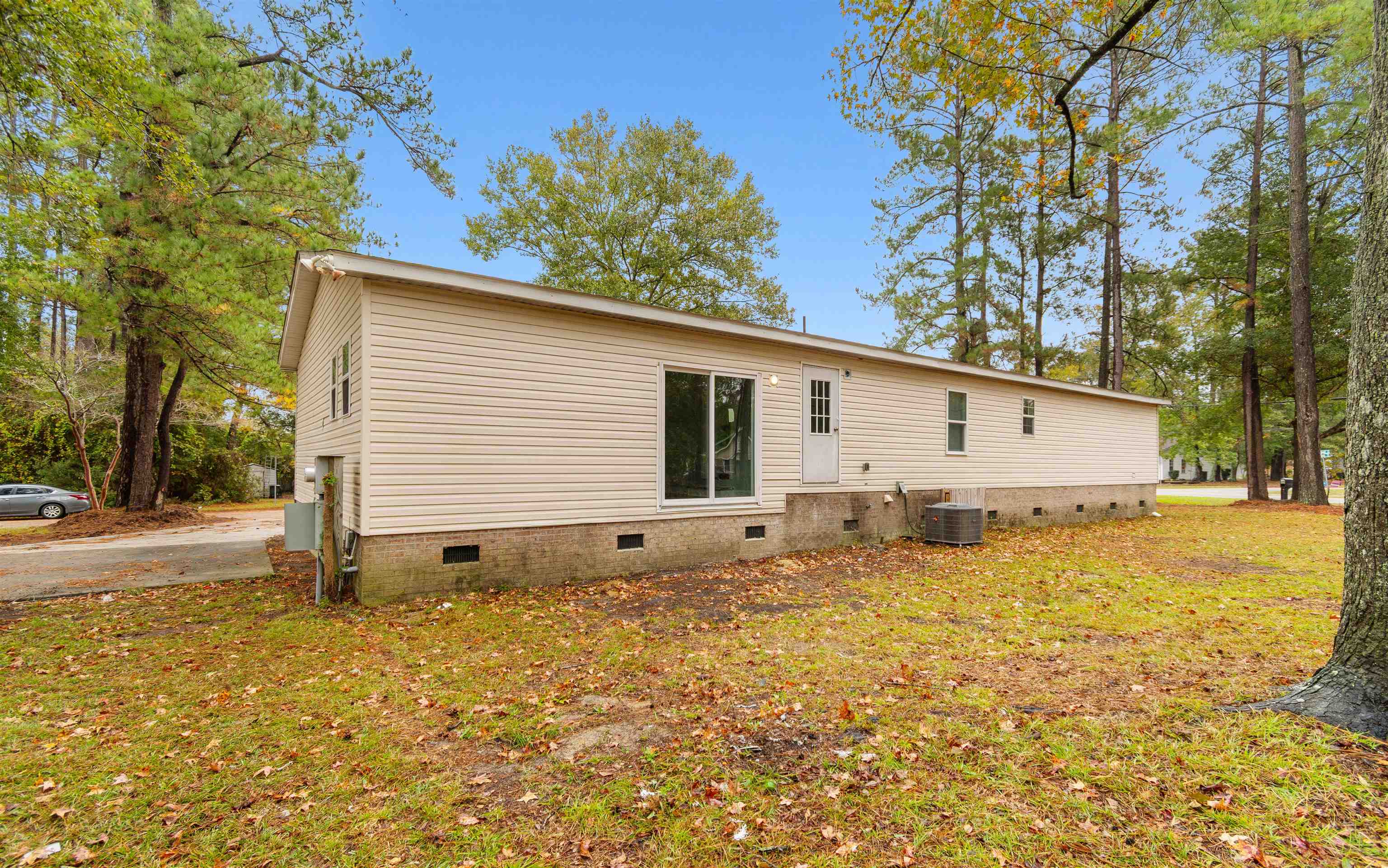 903 Durant St. Property Photo 28