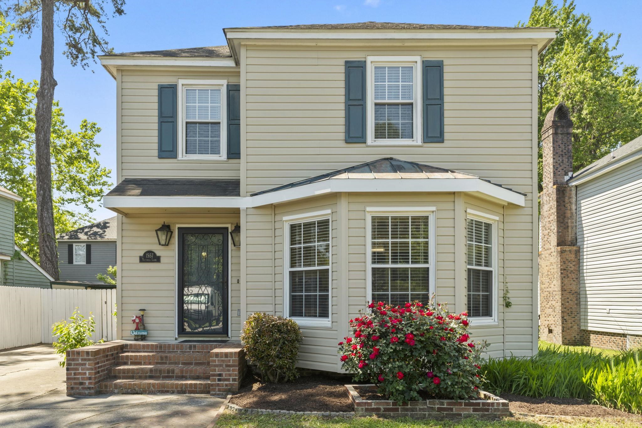 1557 Victoria Ln. Property Photo