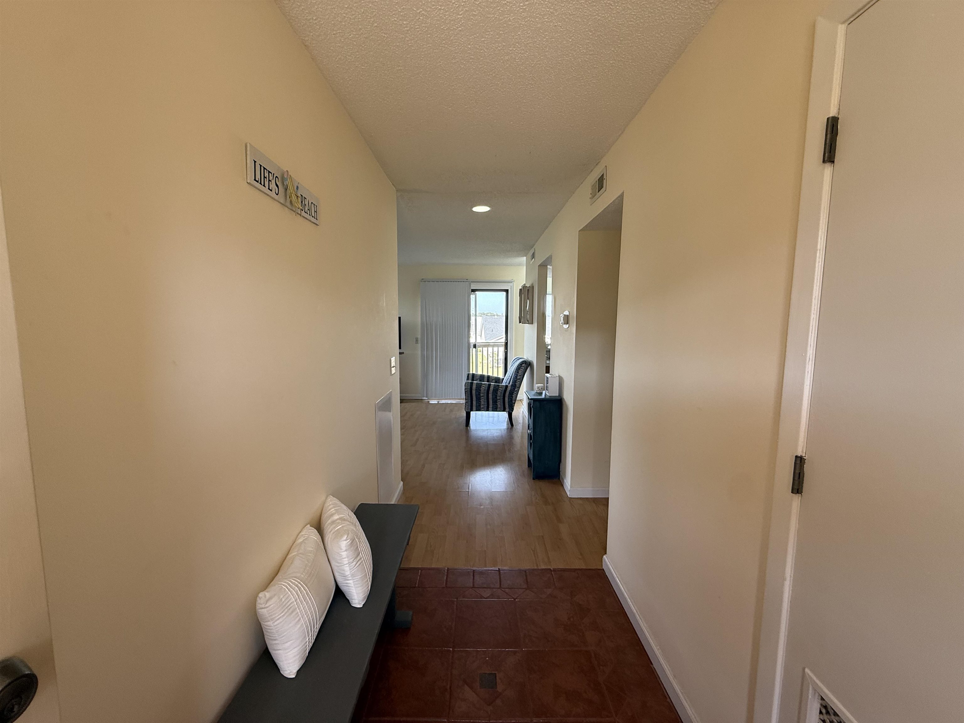 1025 Plantation Dr. Property Photo 2
