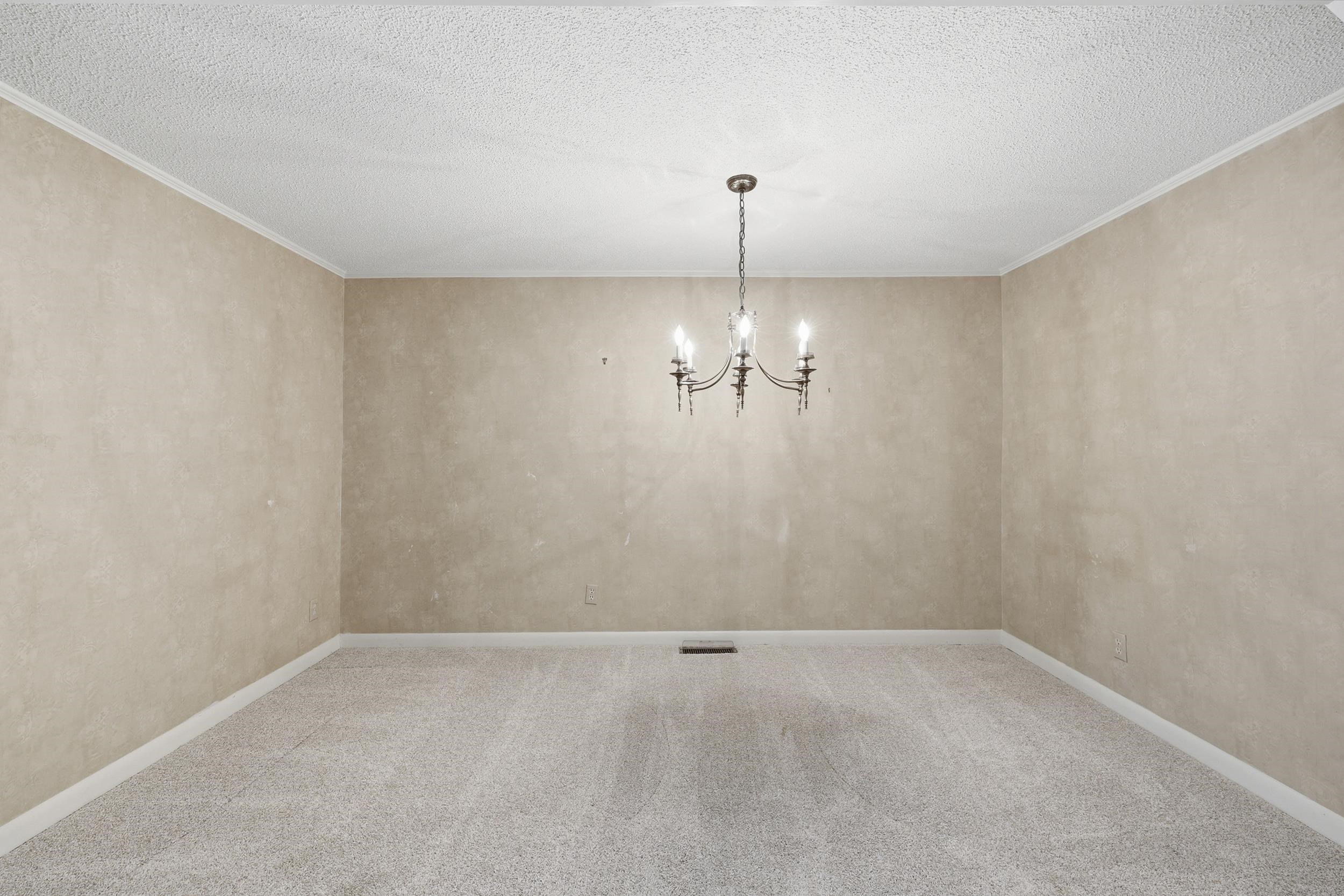 613 Reef Ct. Property Photo 11