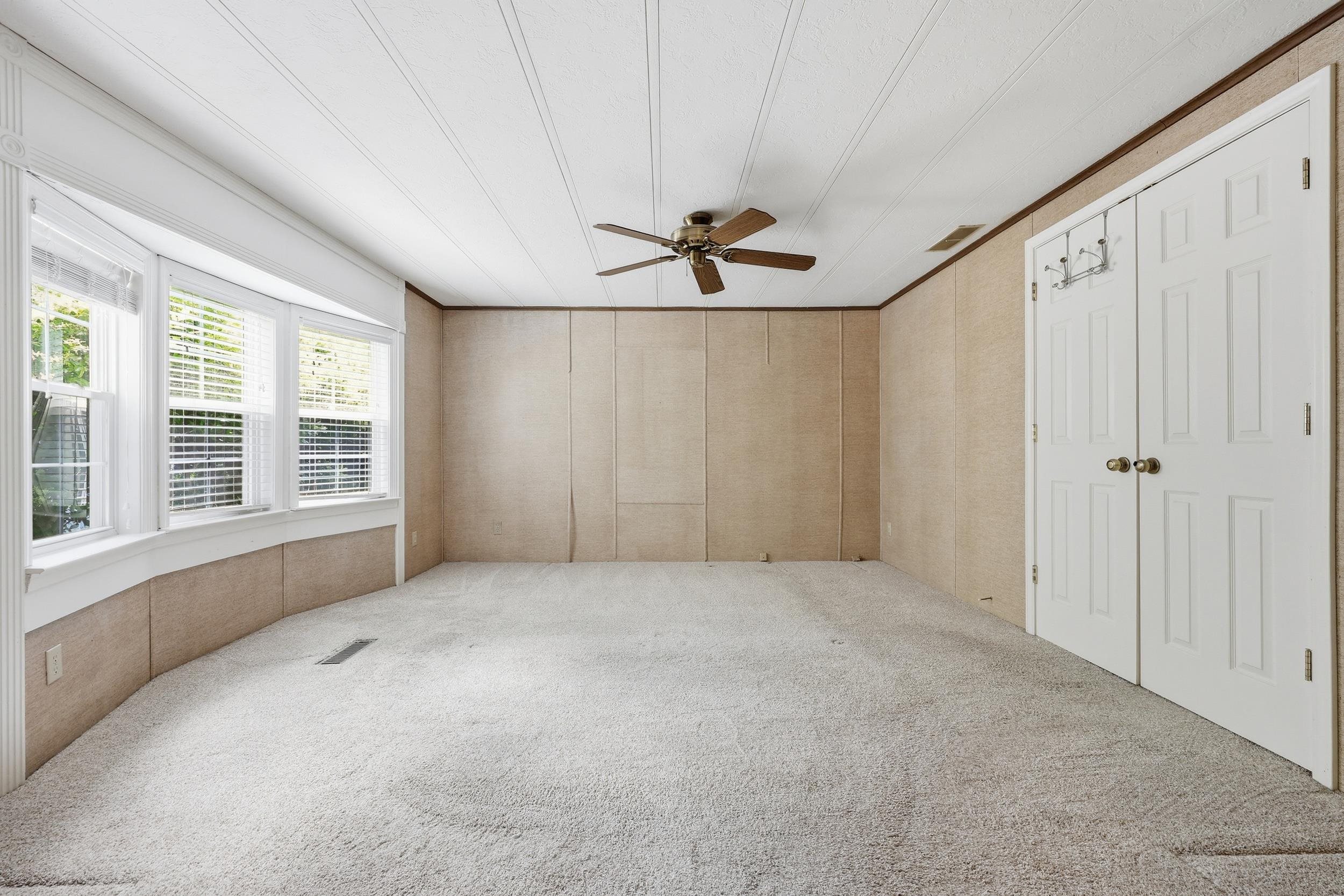 613 Reef Ct. Property Photo 17