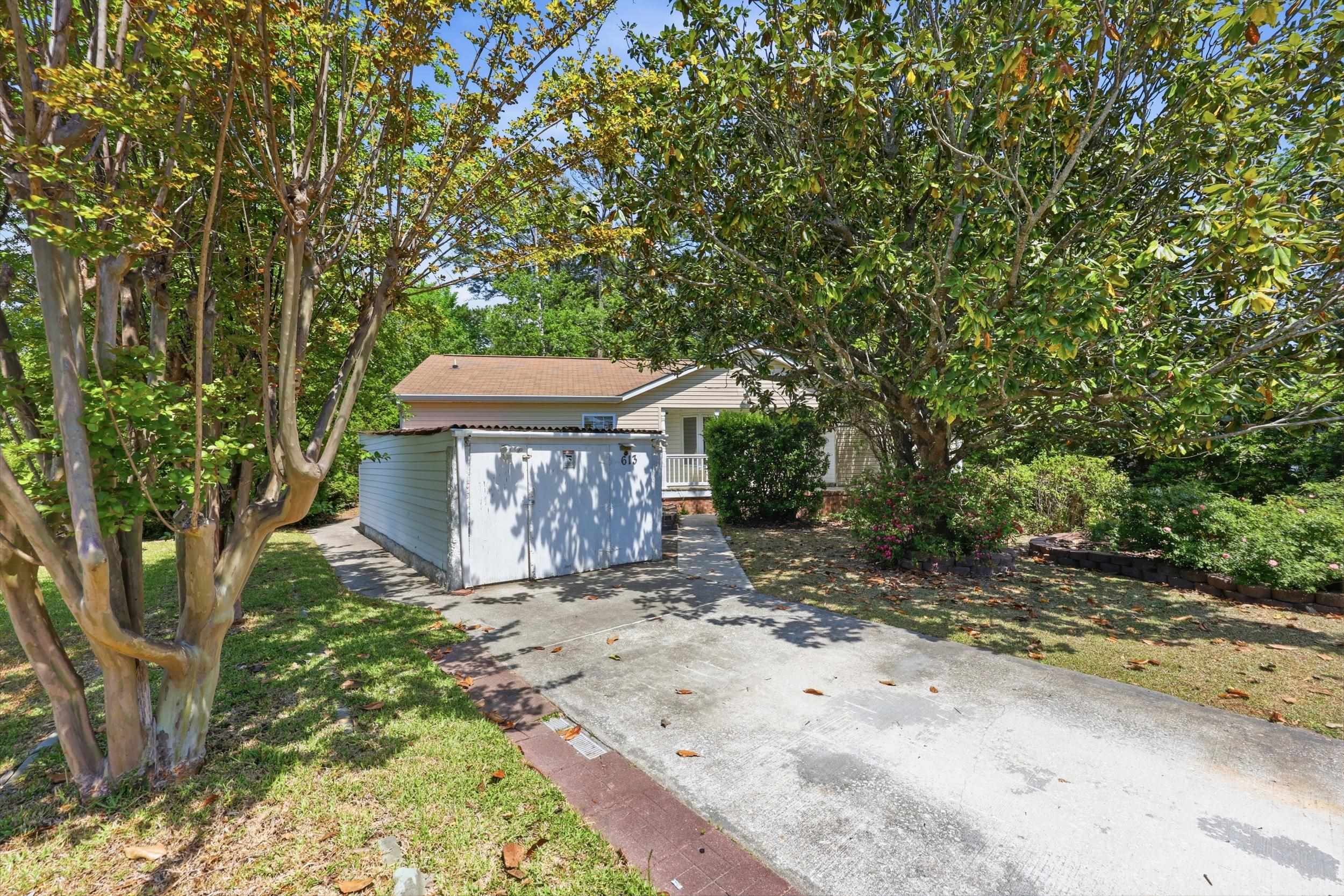 613 Reef Ct. Property Photo 32