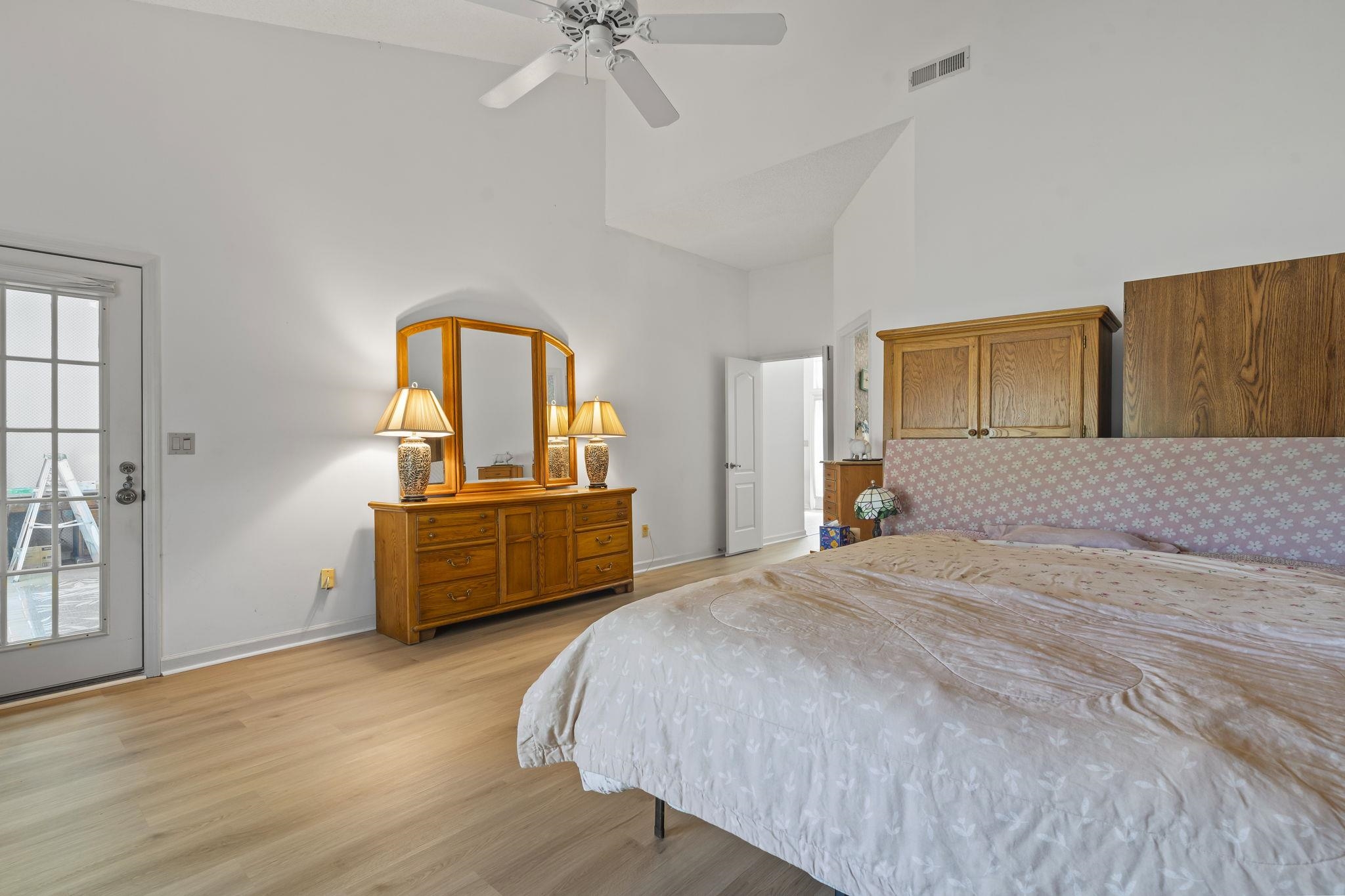1582 Southwood Dr. Property Photo 27