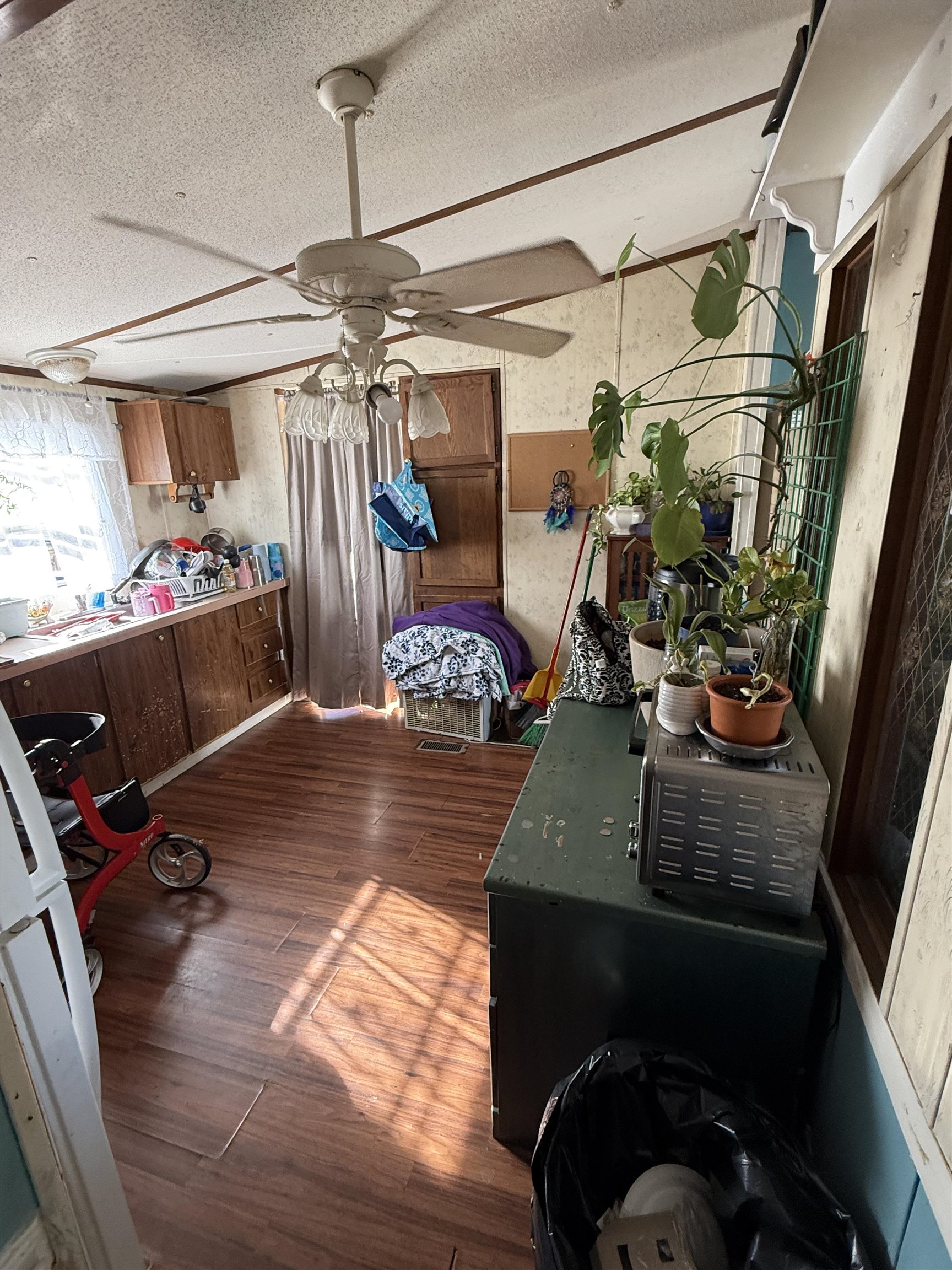 373 Silver Sands Ln. Property Photo 9
