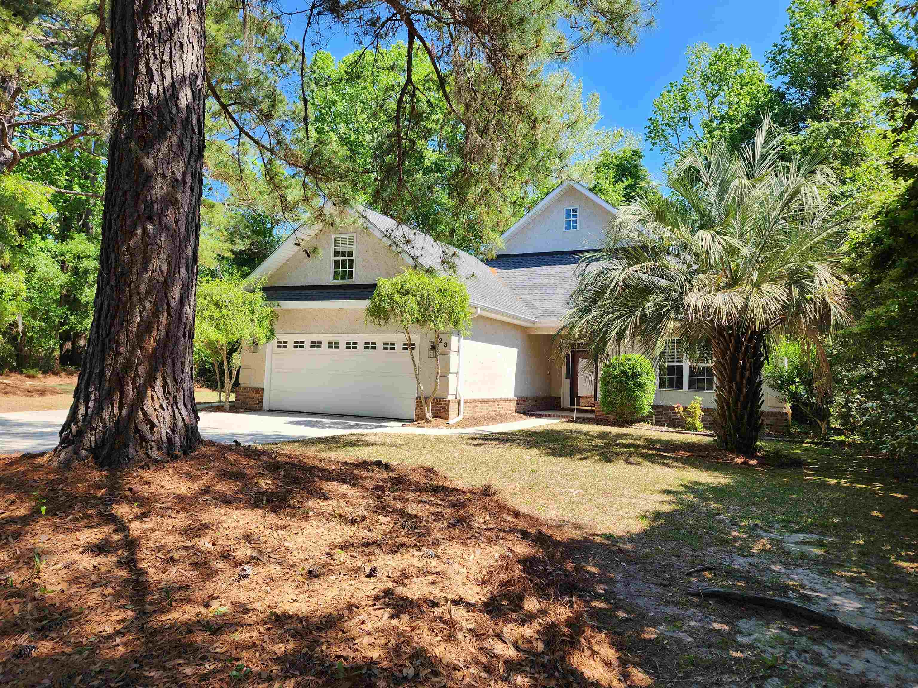 23 Monarch Ct. Property Photo 1