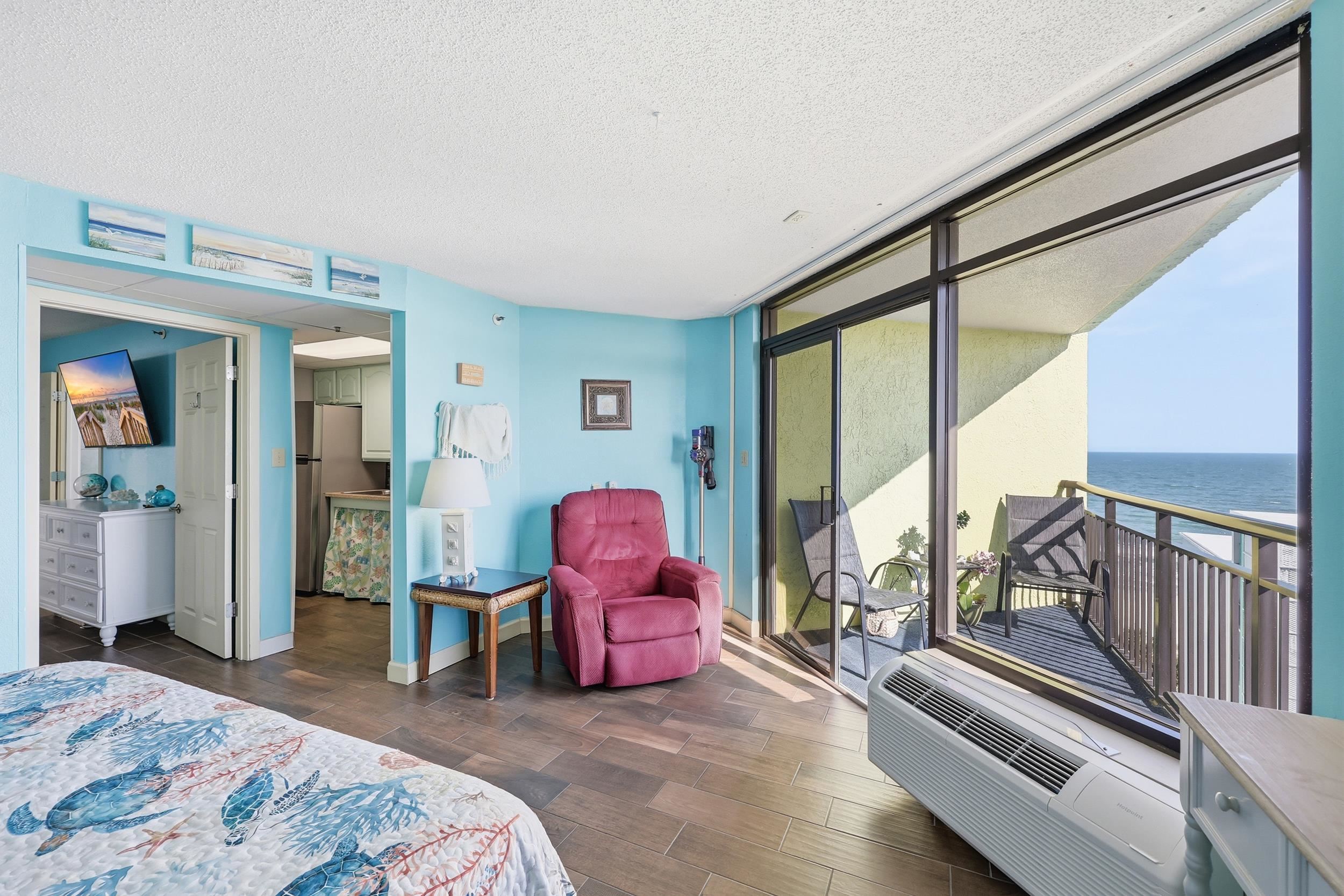 6804 N Ocean Blvd. Property Photo 8