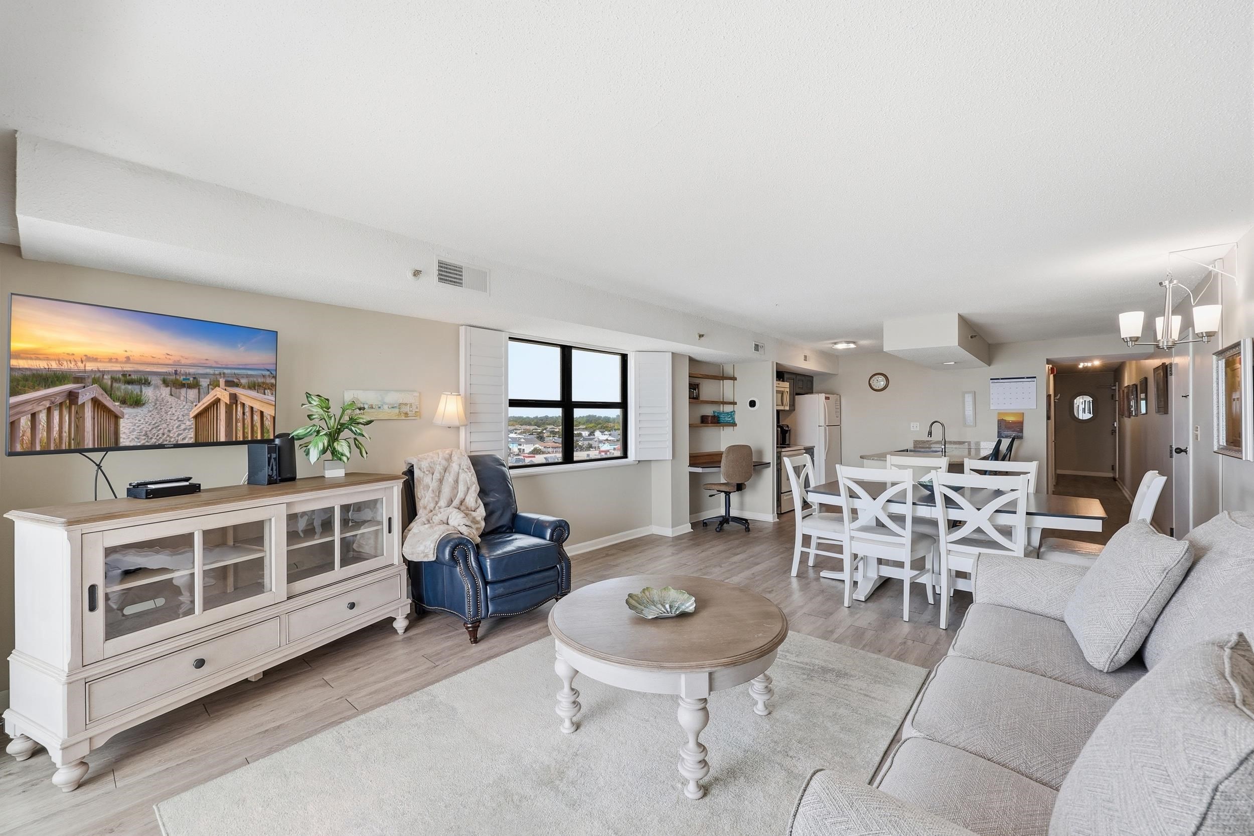 2500 N Ocean Blvd. Property Photo 13