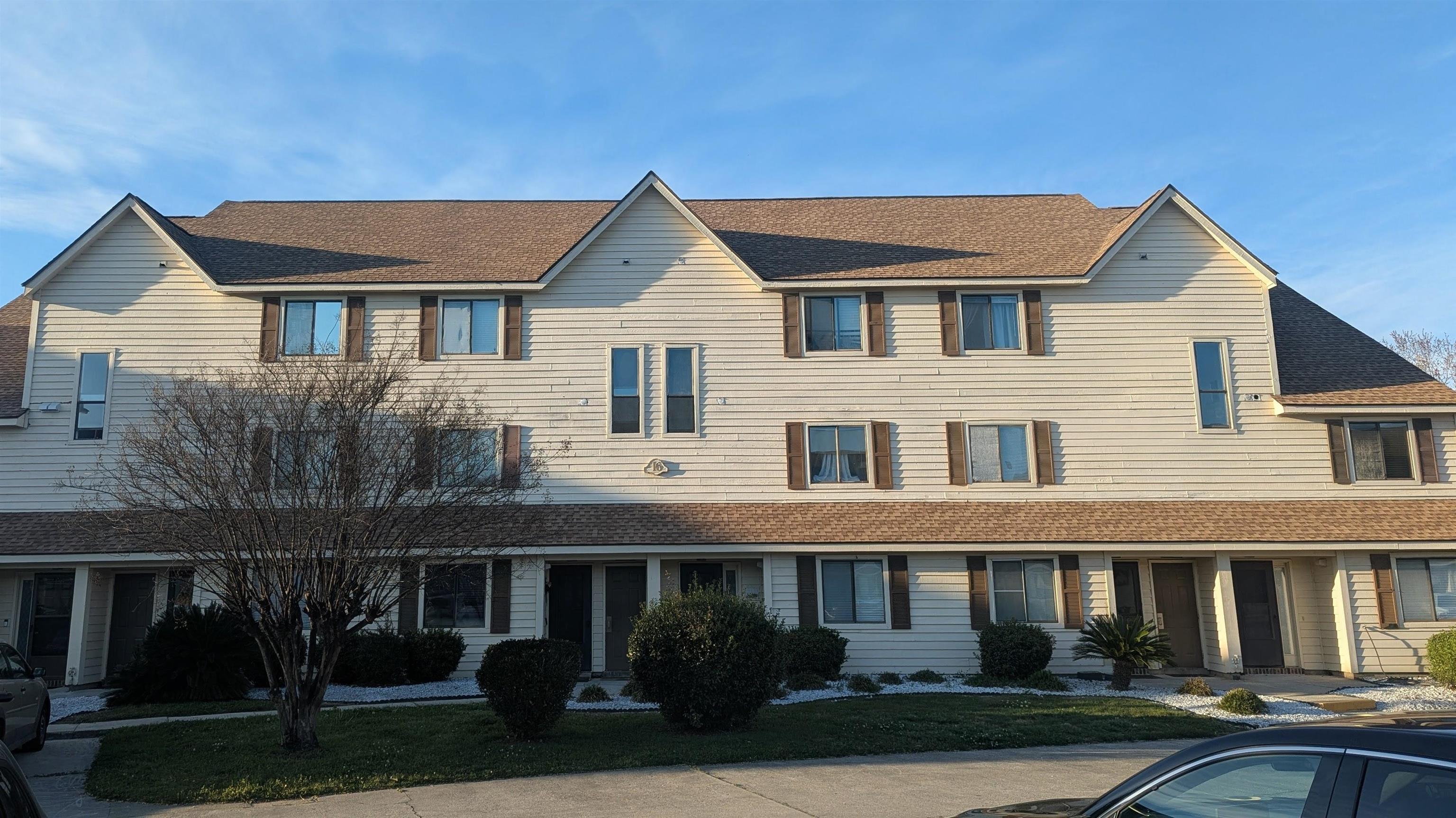 510 Fairwood Lakes Dr. Property Photo 1