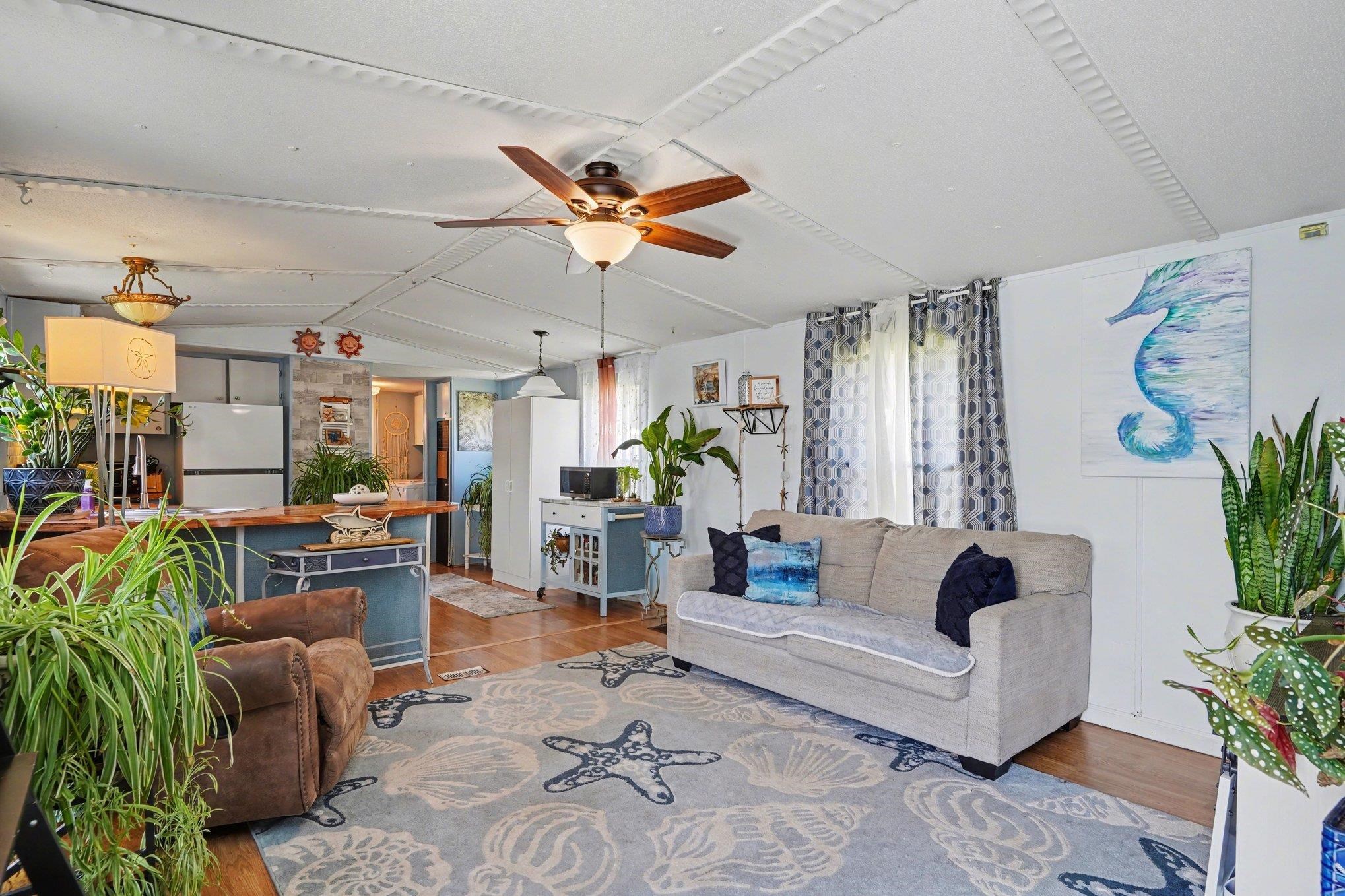 1661 Ursa Major Dr. Property Photo 8