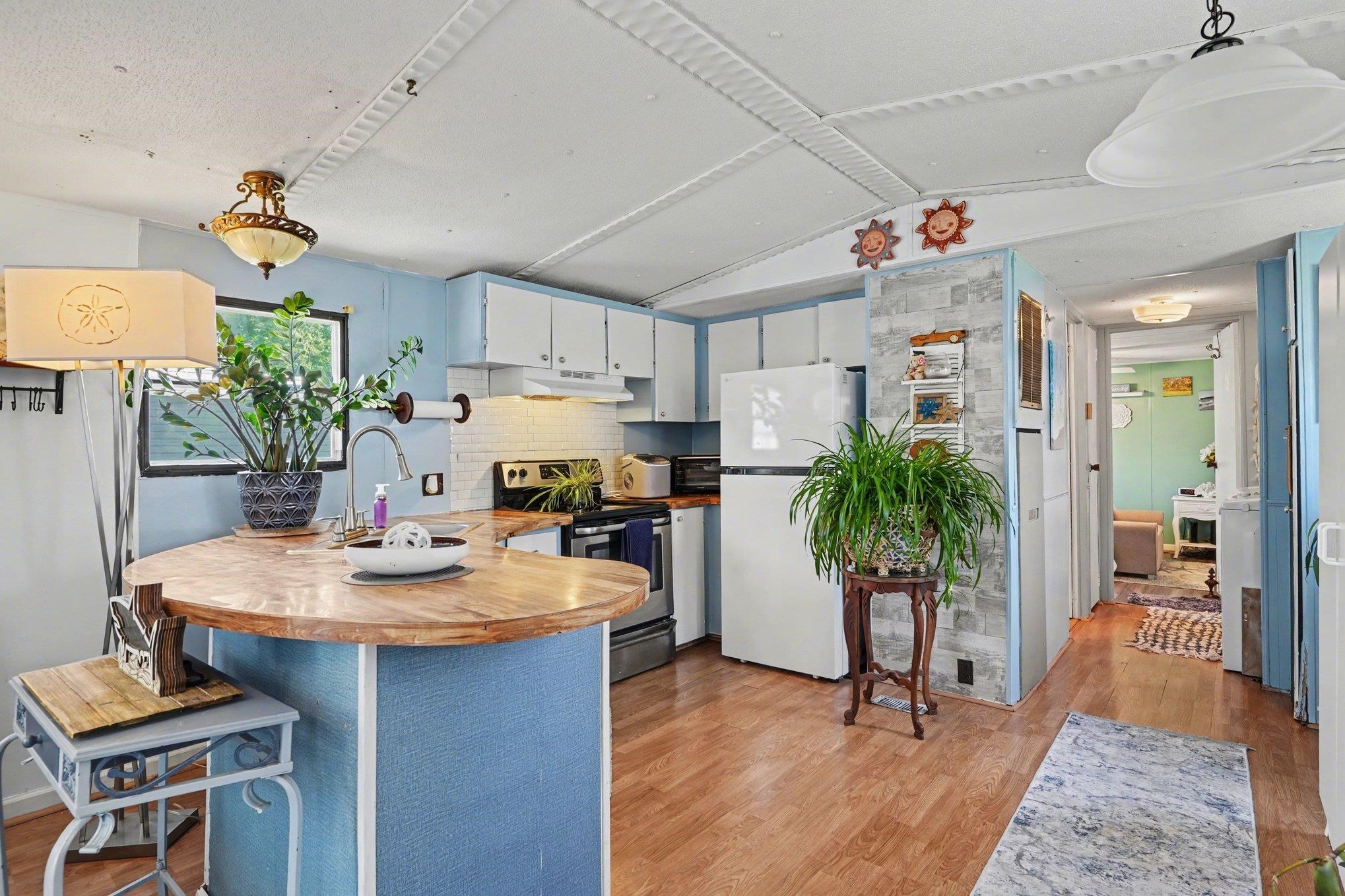 1661 Ursa Major Dr. Property Photo 13