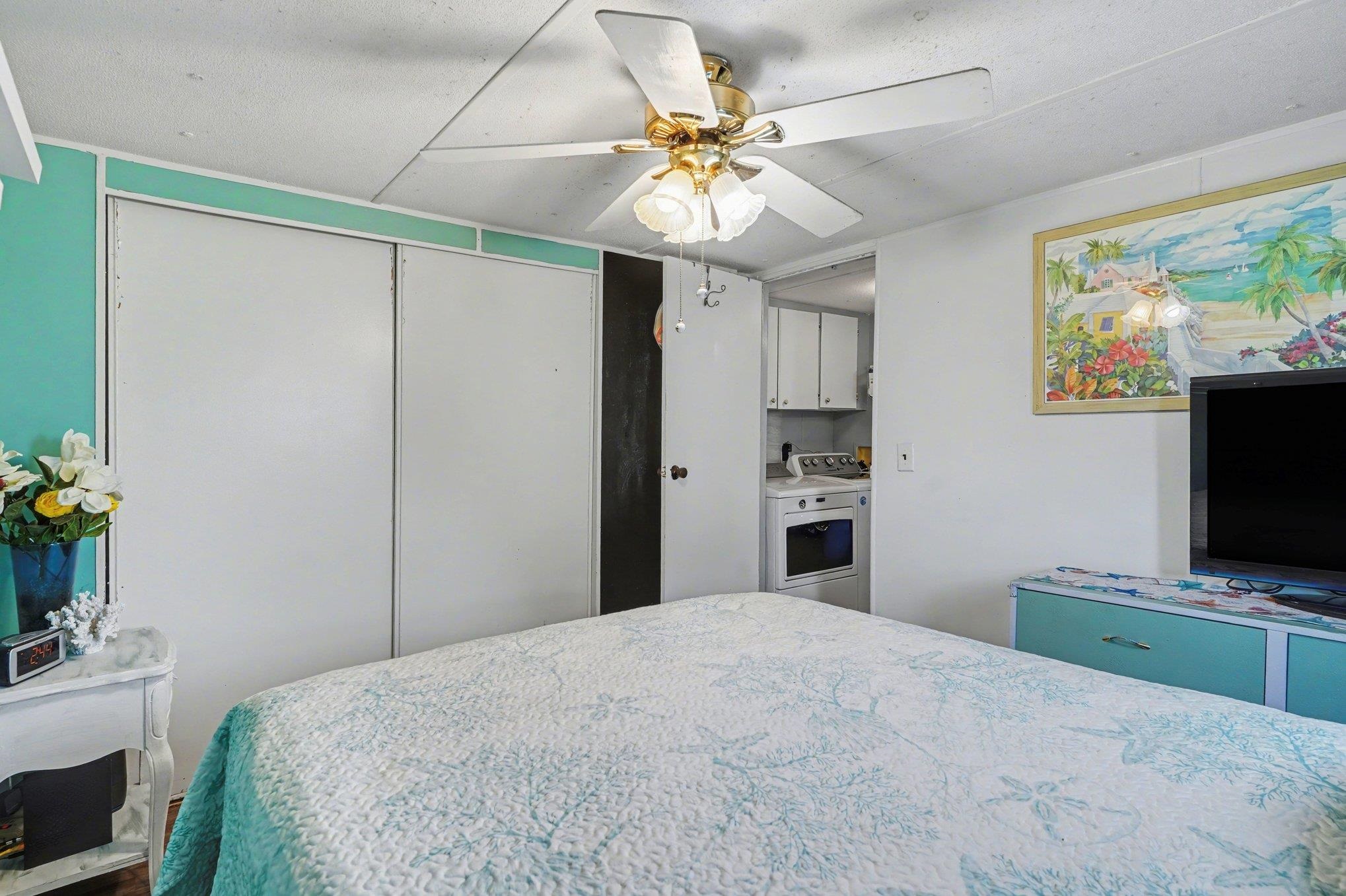 1661 Ursa Major Dr. Property Photo 16