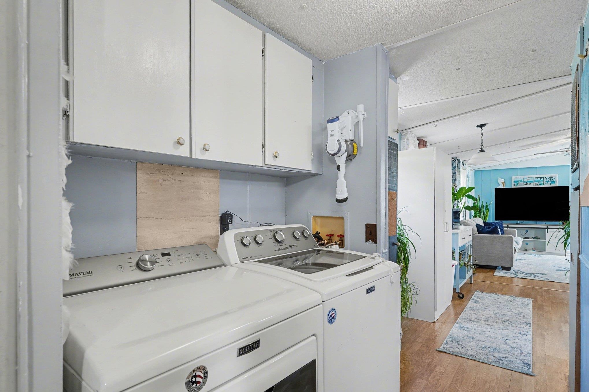 1661 Ursa Major Dr. Property Photo 19