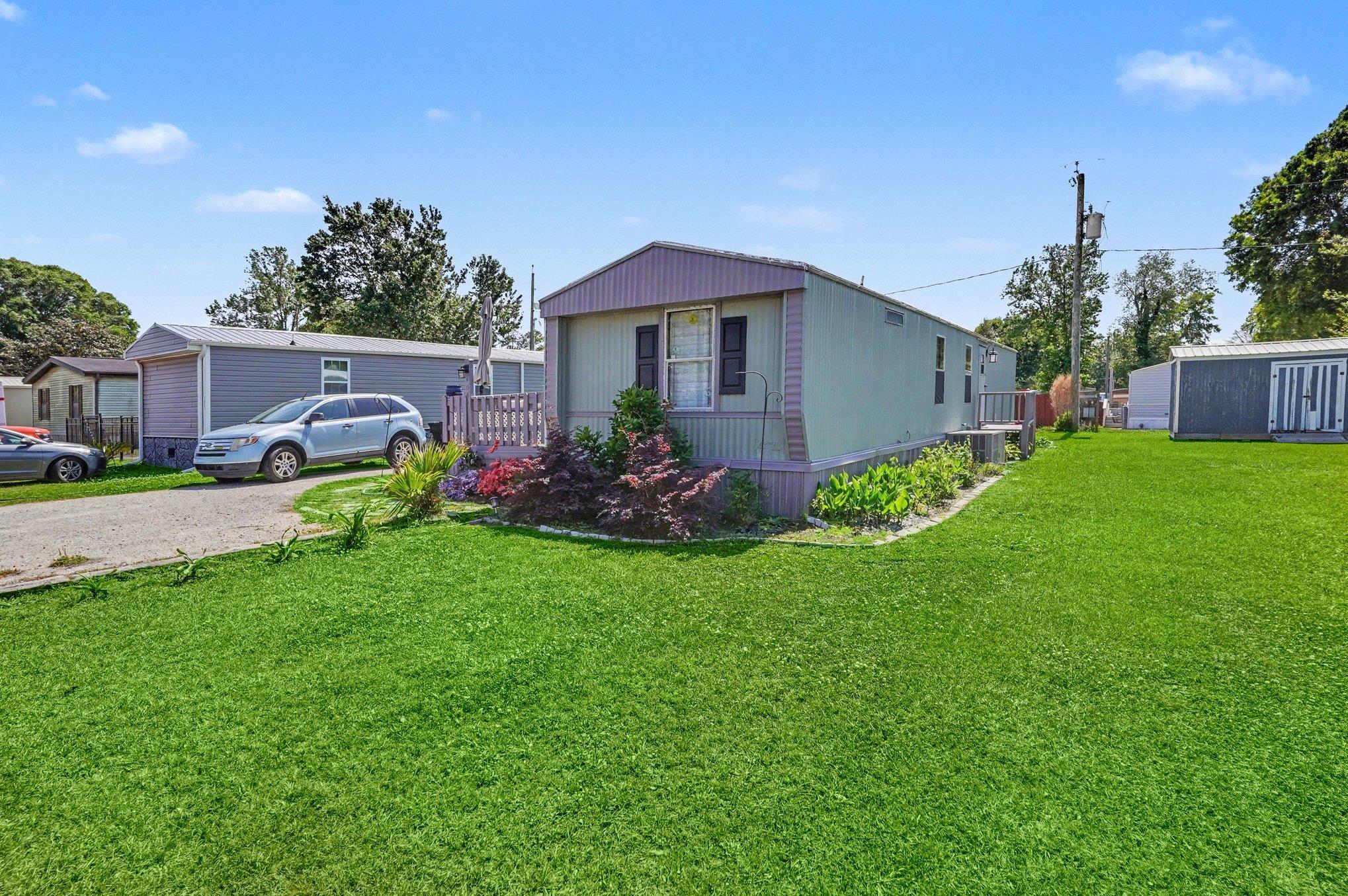 1661 Ursa Major Dr. Property Photo 23