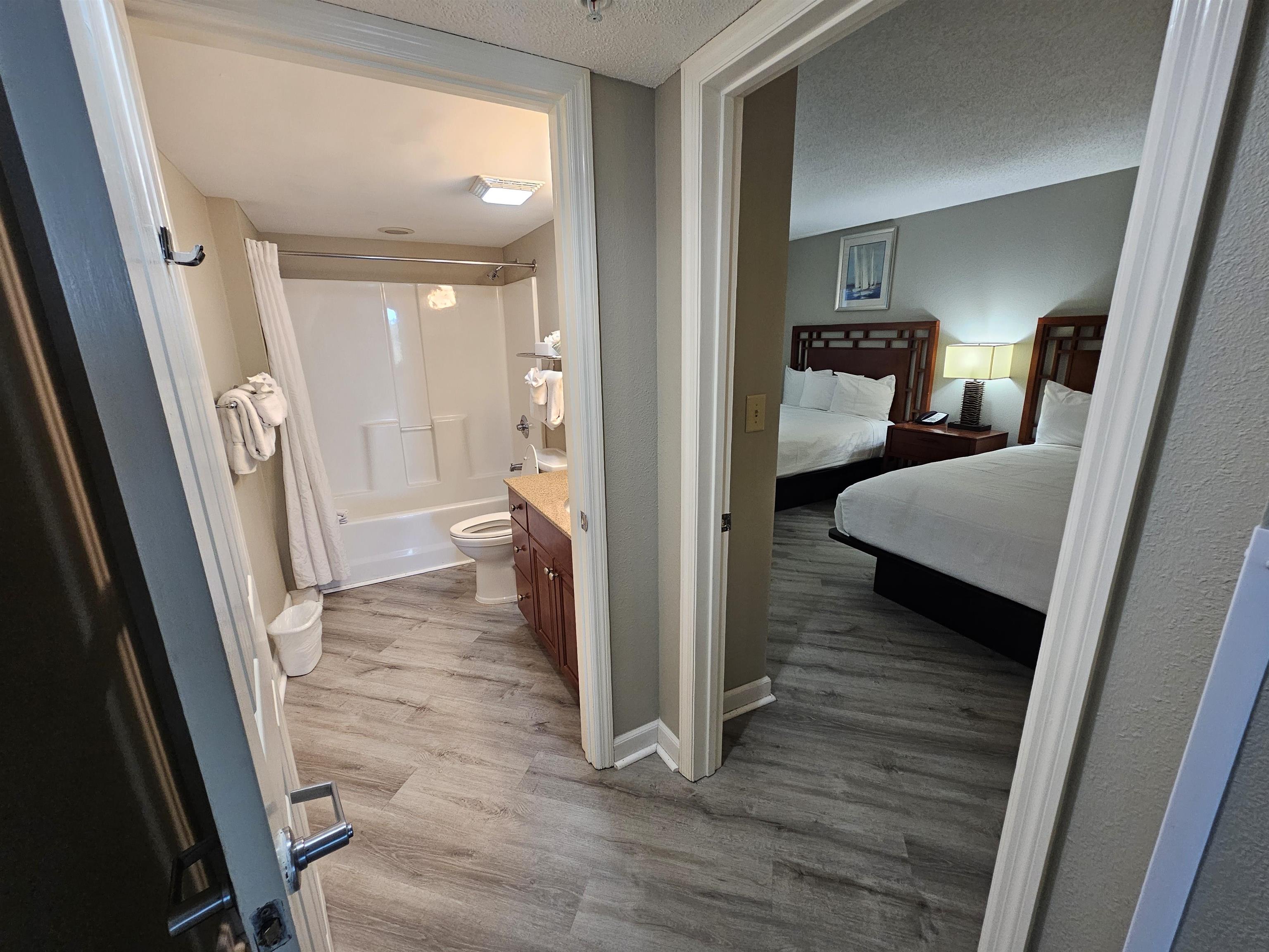 5200 N Ocean Blvd. Property Photo 4