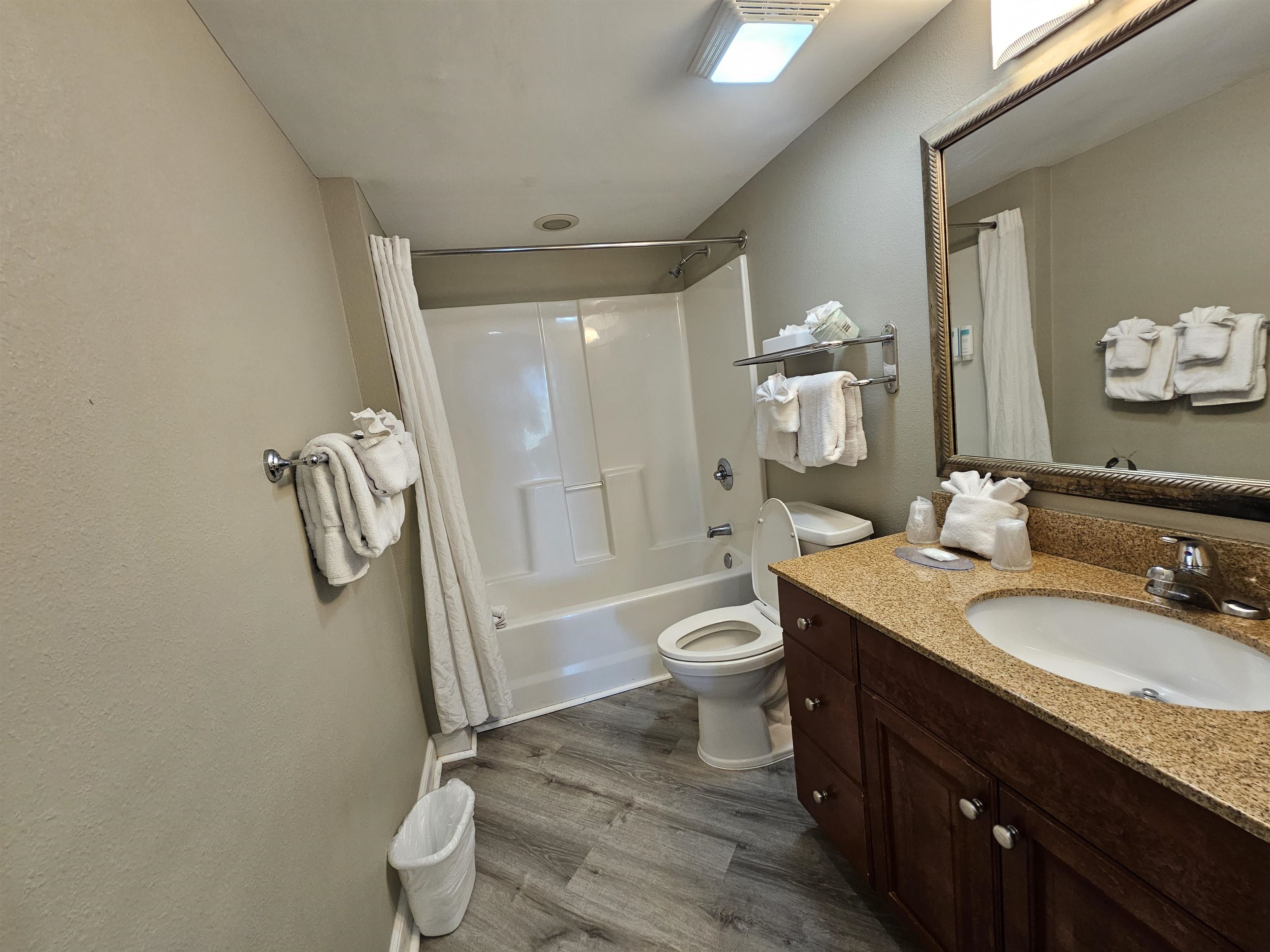 5200 N Ocean Blvd. Property Photo 6