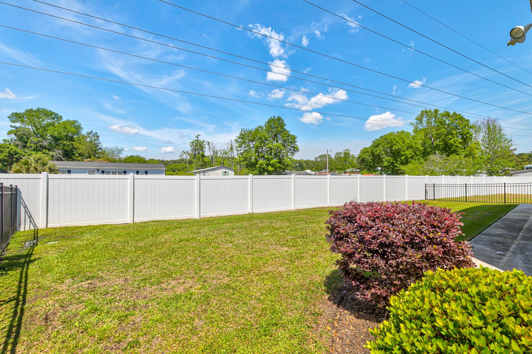 156 Lake Pointe Dr. Property Photo 45