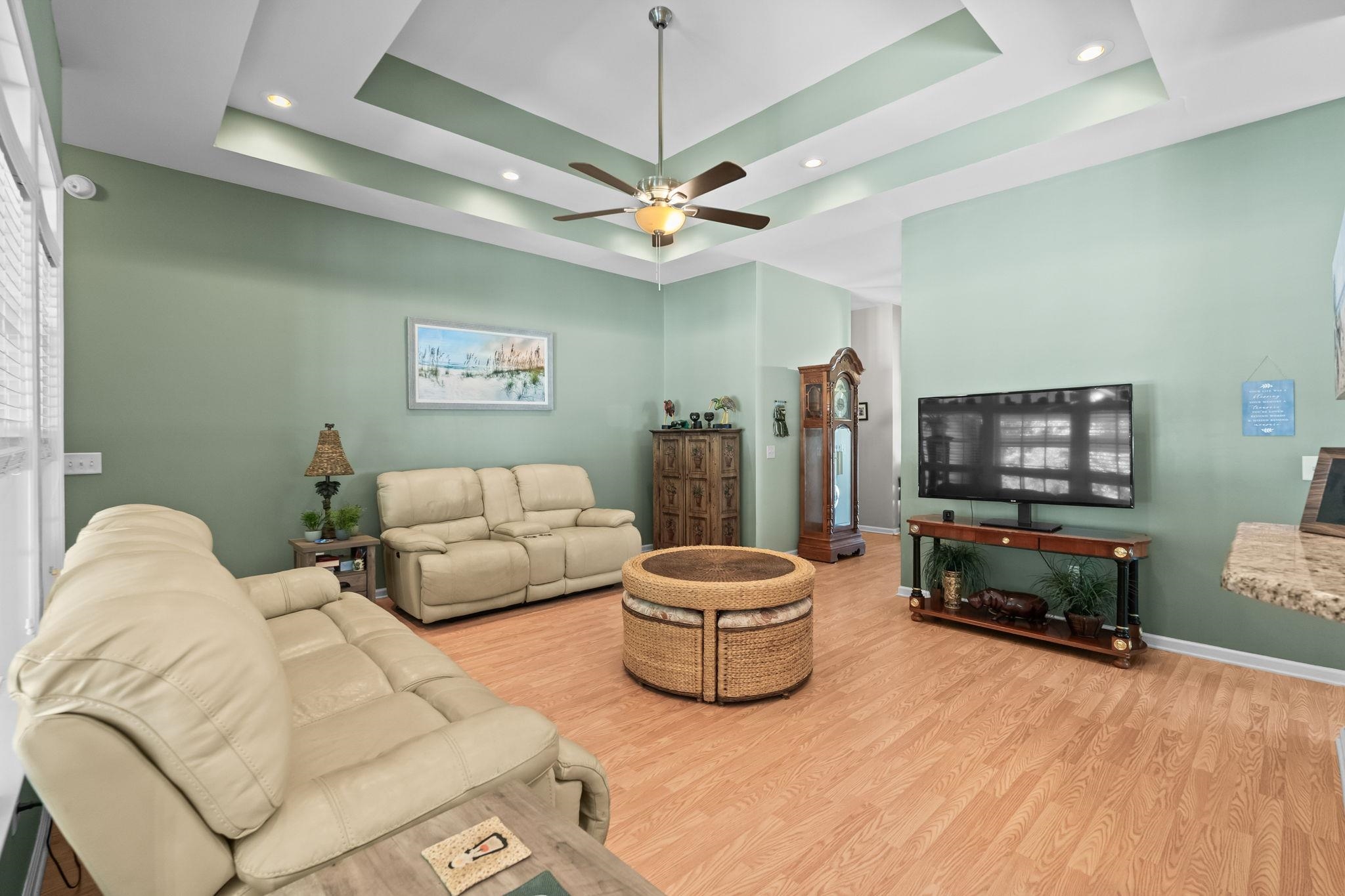 17 Passion Flower Ct. Property Photo 9