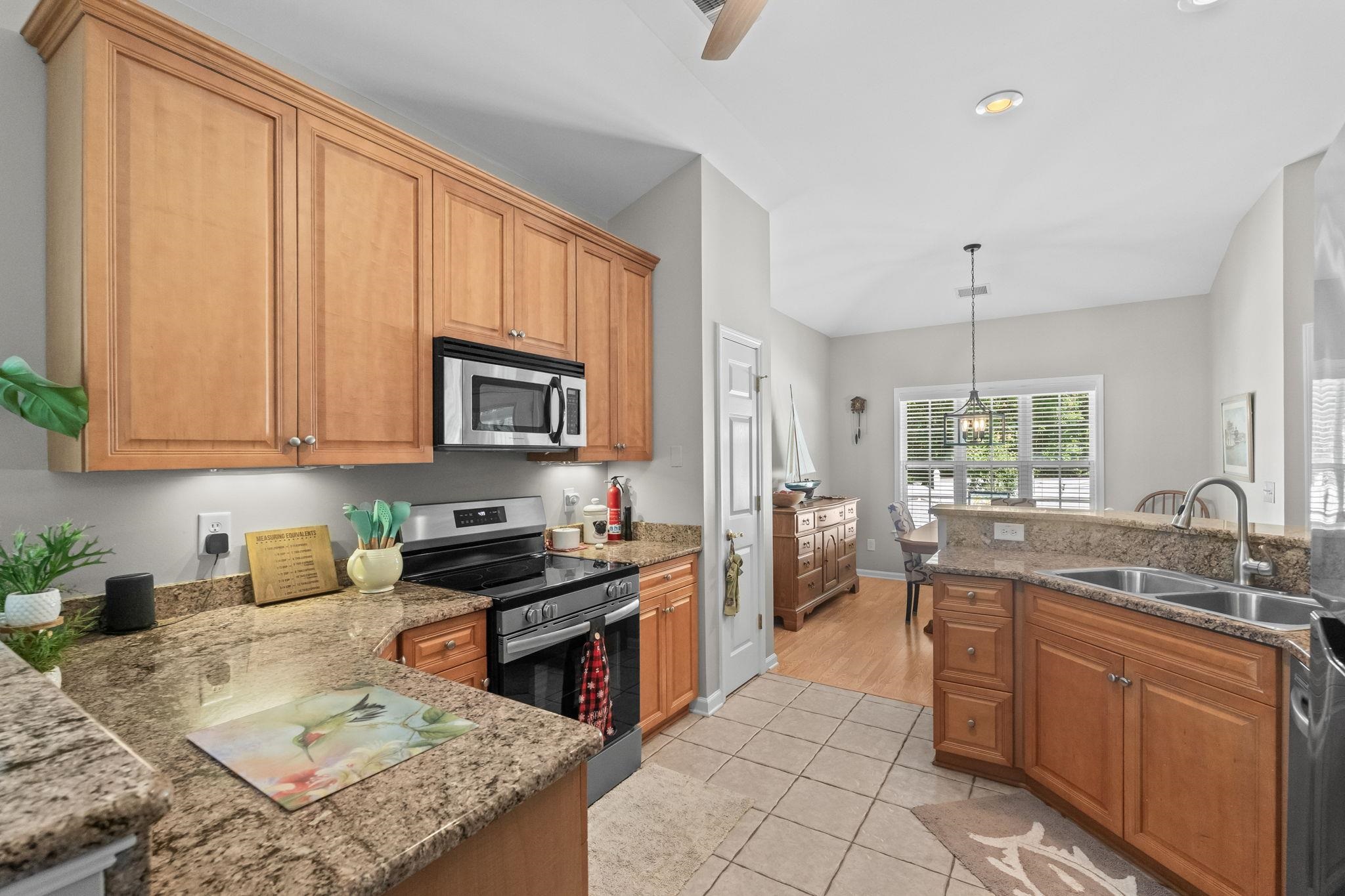 17 Passion Flower Ct. Property Photo 15