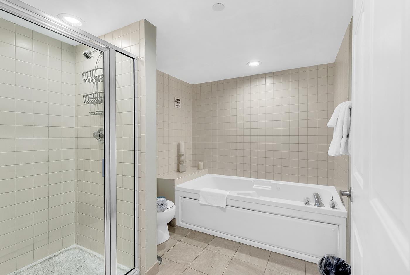 8560 Queensway Blvd. Property Photo 10
