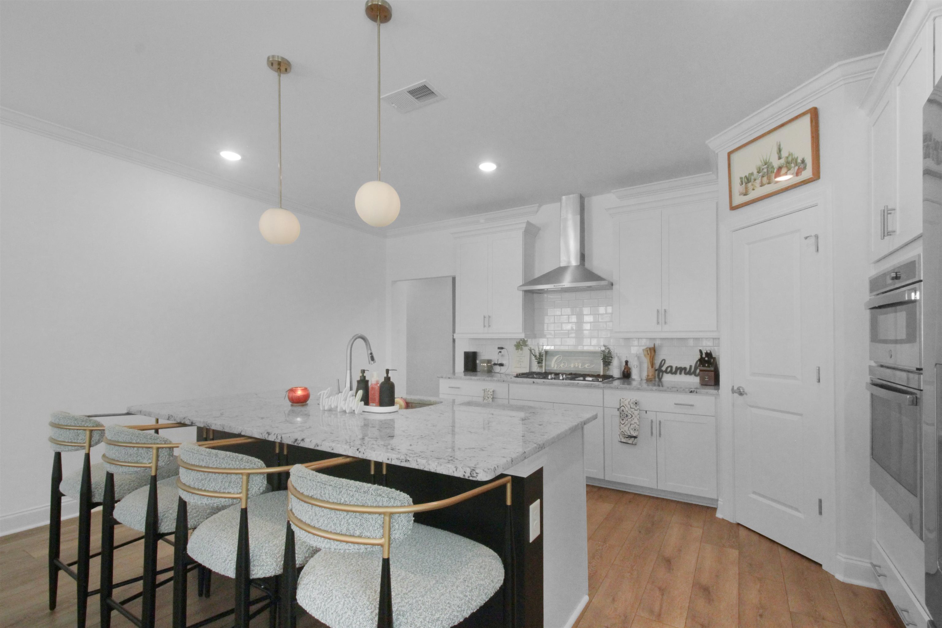 1059 Graybill Lane Property Photo 6