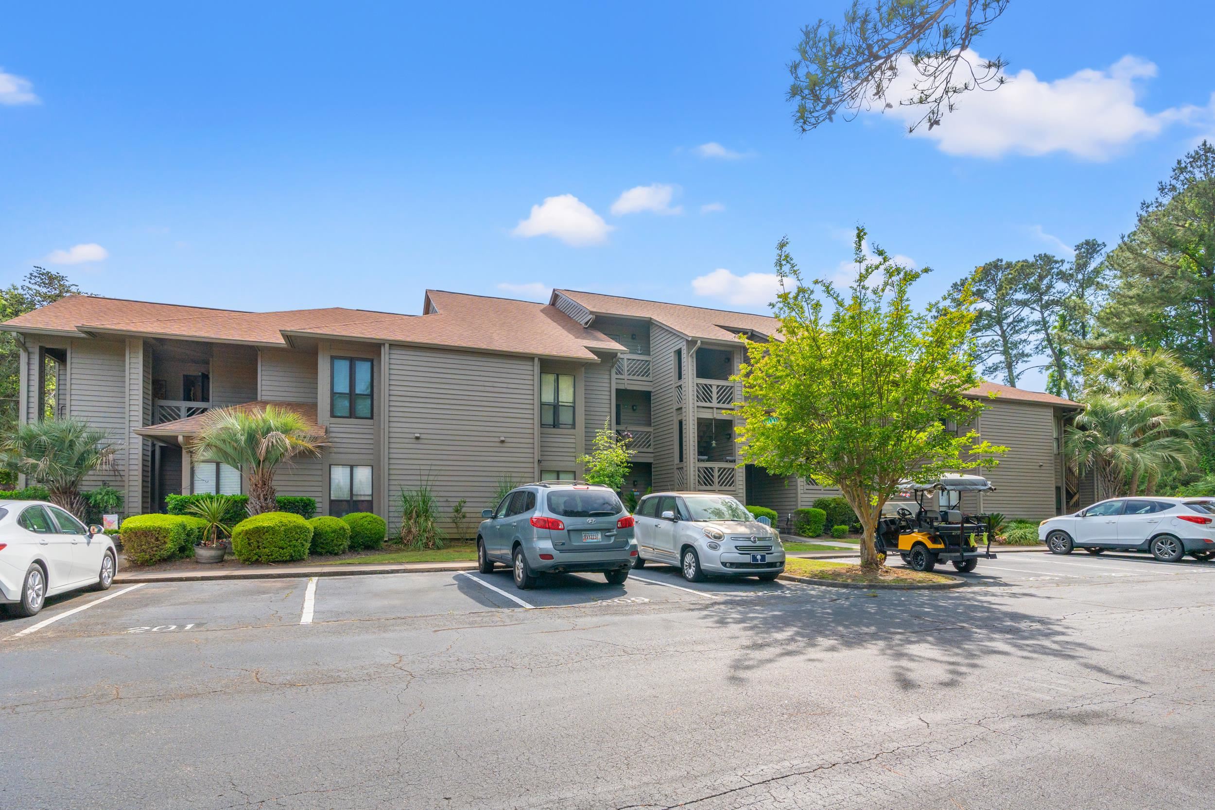 208 Indian Wells Ct. Property Photo 18
