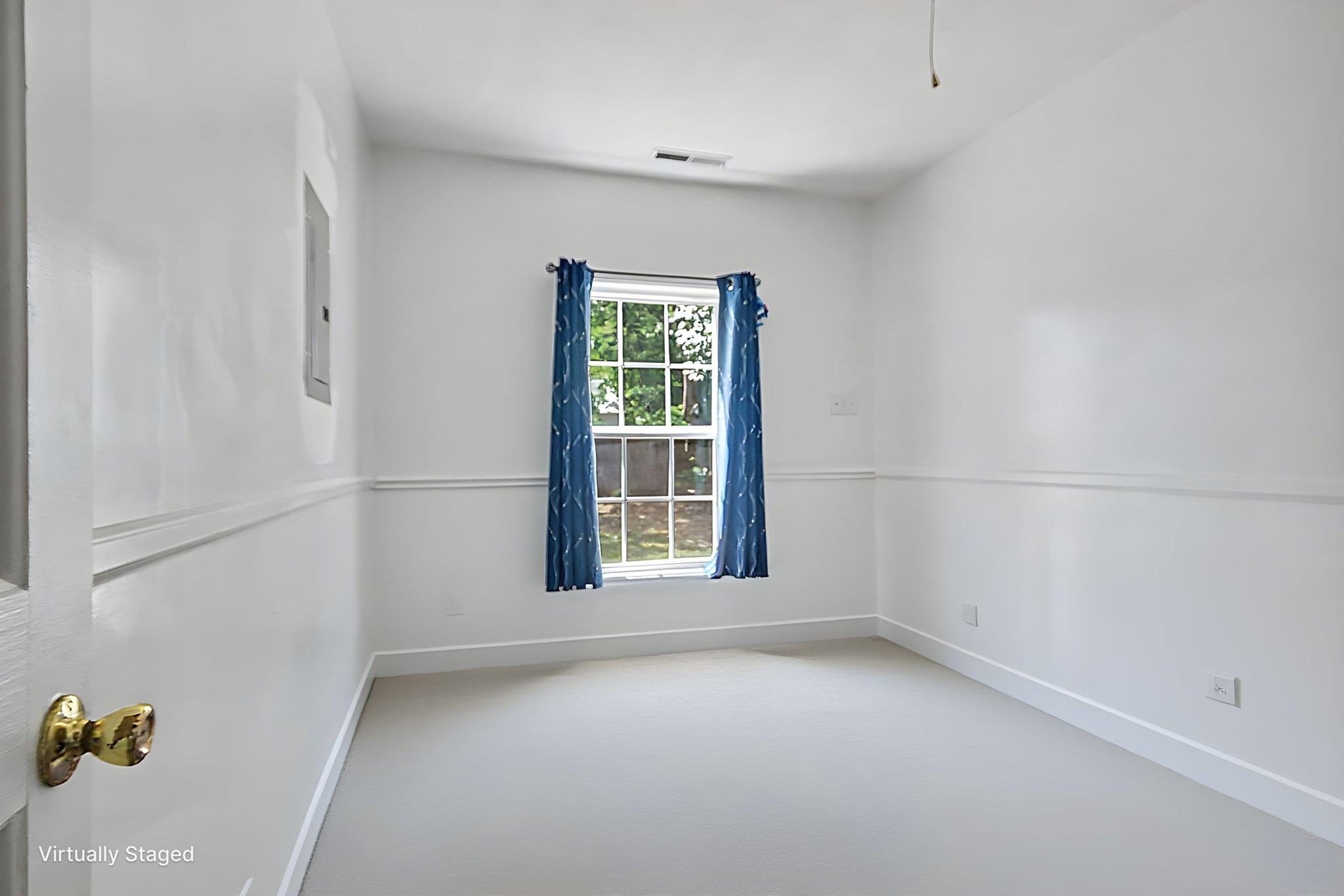 309 Layton Ct. Property Photo 13