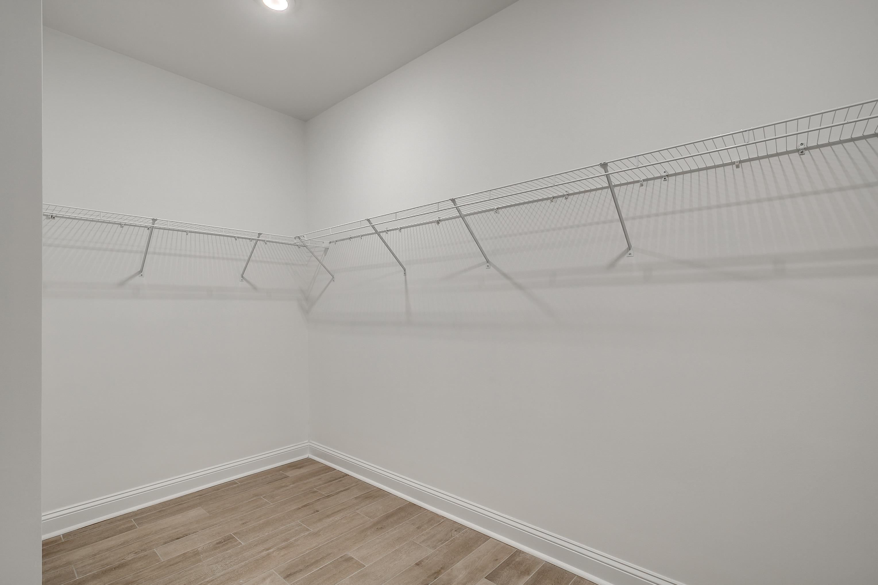 3080 Claredon St Property Photo 29
