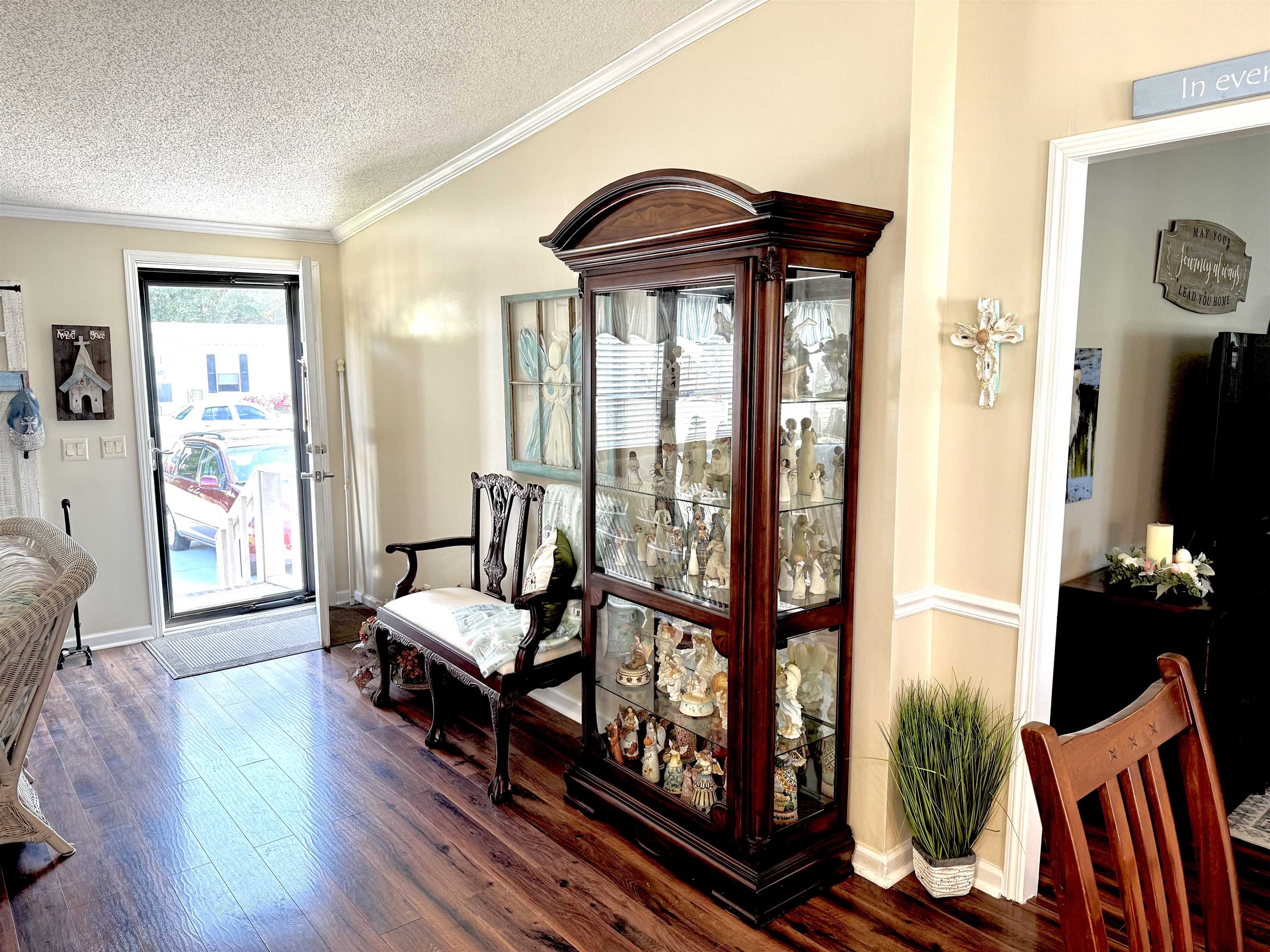 1072 Weslin Creek Dr. Property Photo 4