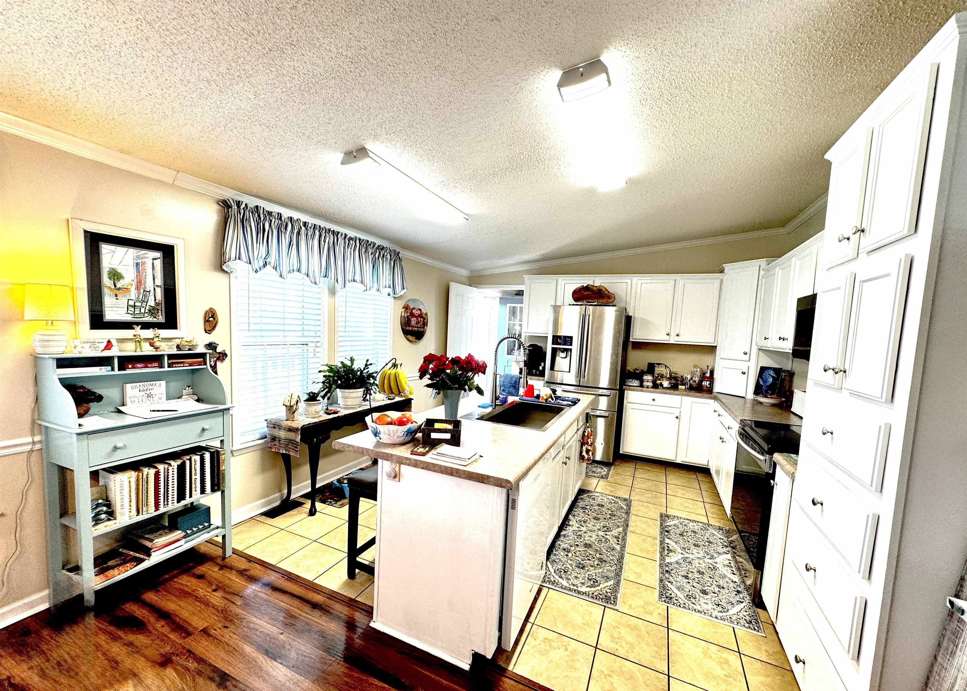 1072 Weslin Creek Dr. Property Photo 13