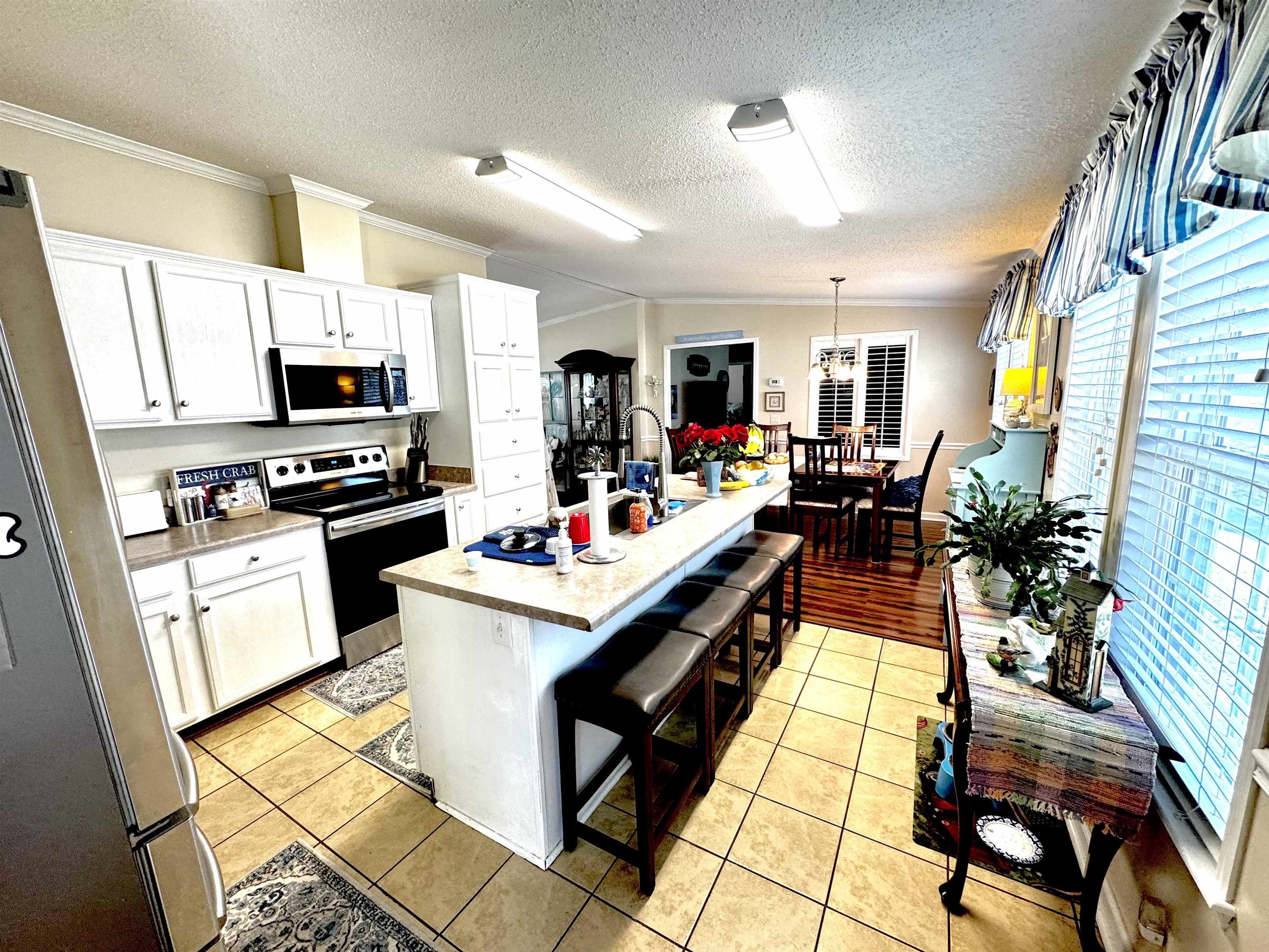 1072 Weslin Creek Dr. Property Photo 15