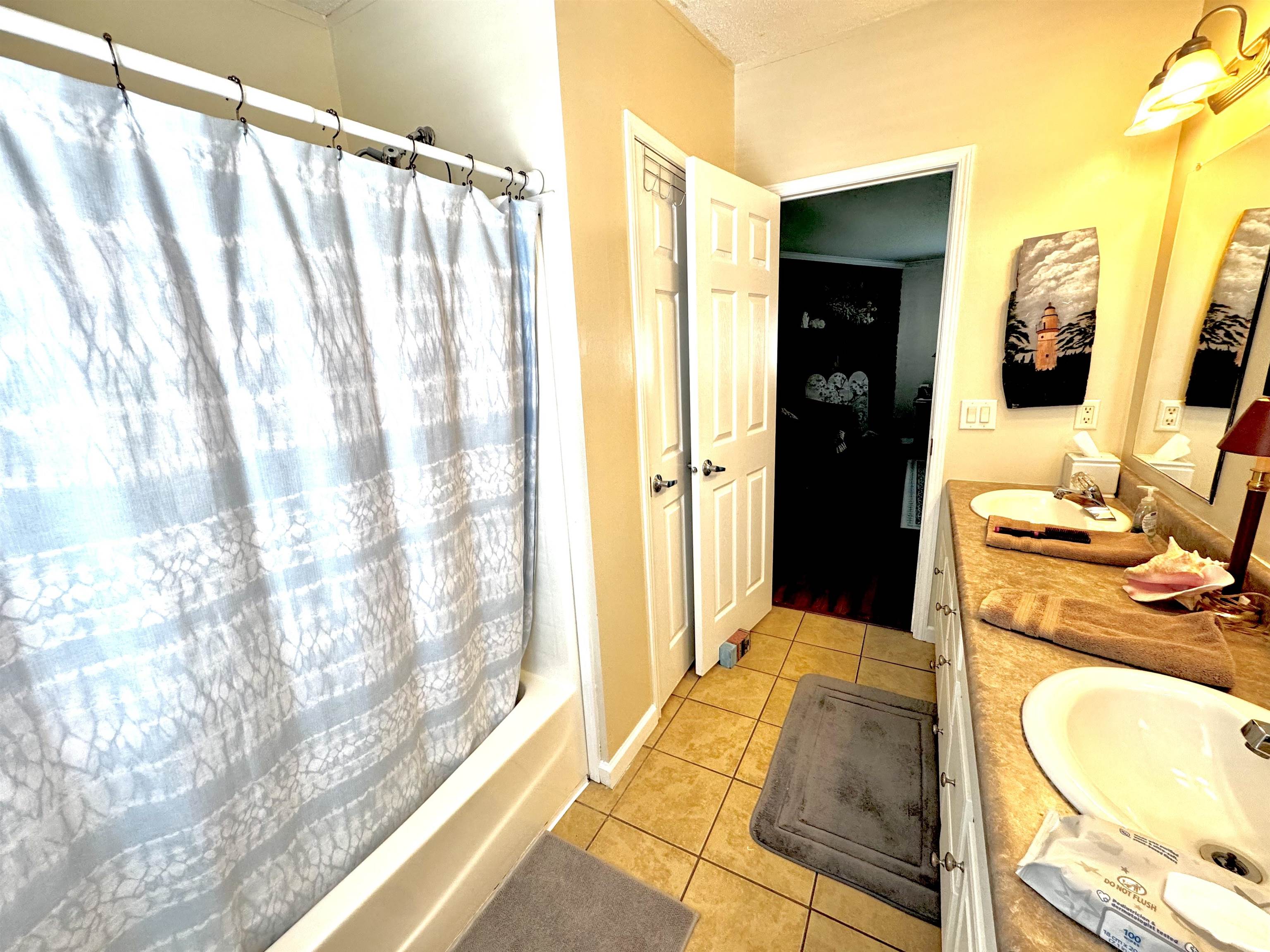 1072 Weslin Creek Dr. Property Photo 39