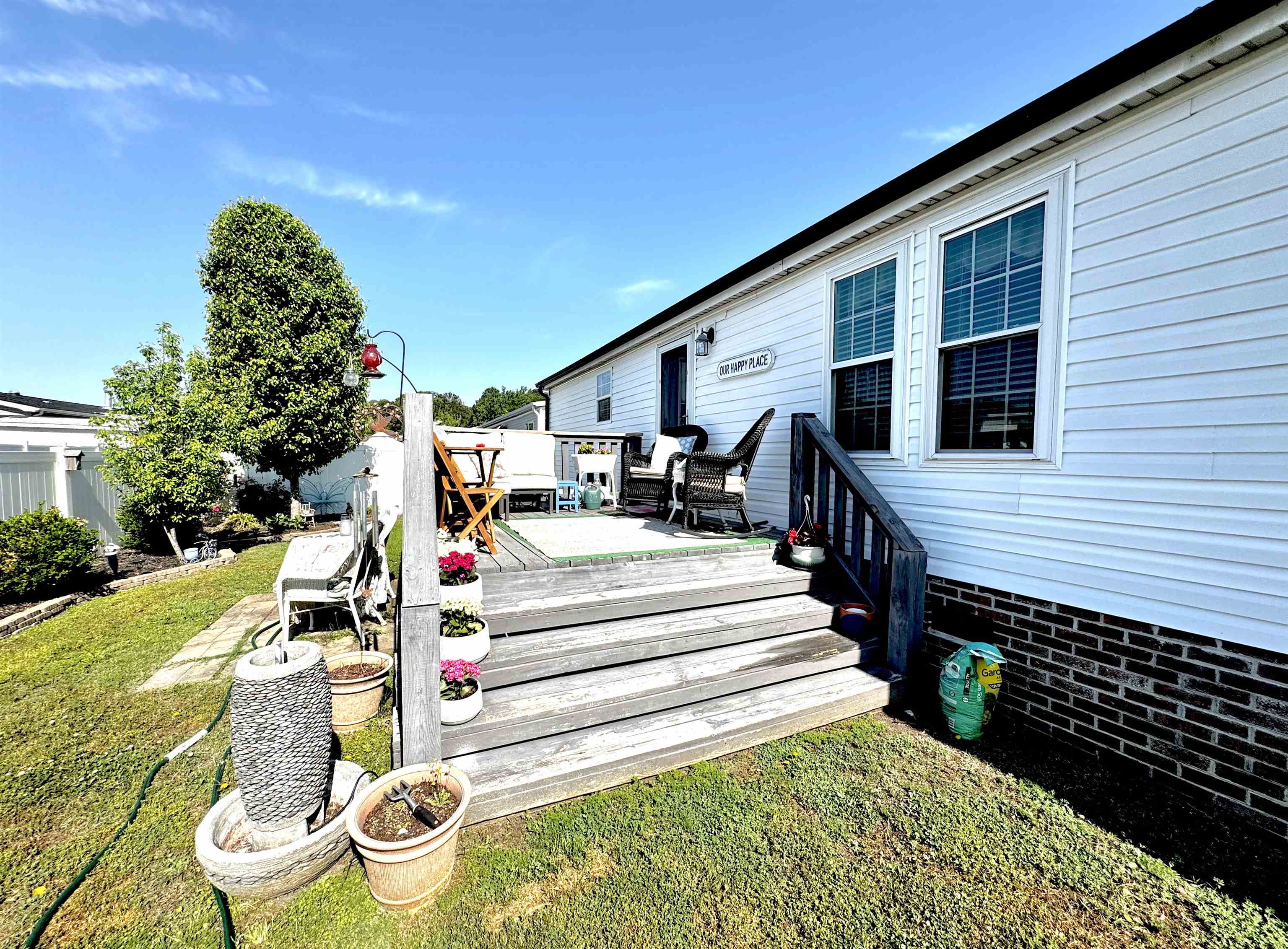 1072 Weslin Creek Dr. Property Photo 45