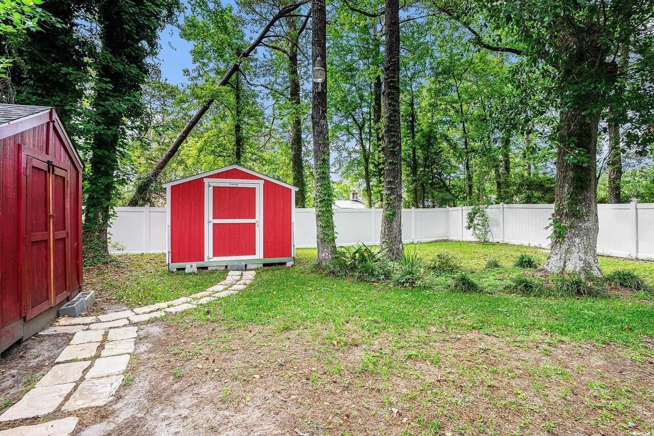 1205 King St. Property Photo 18