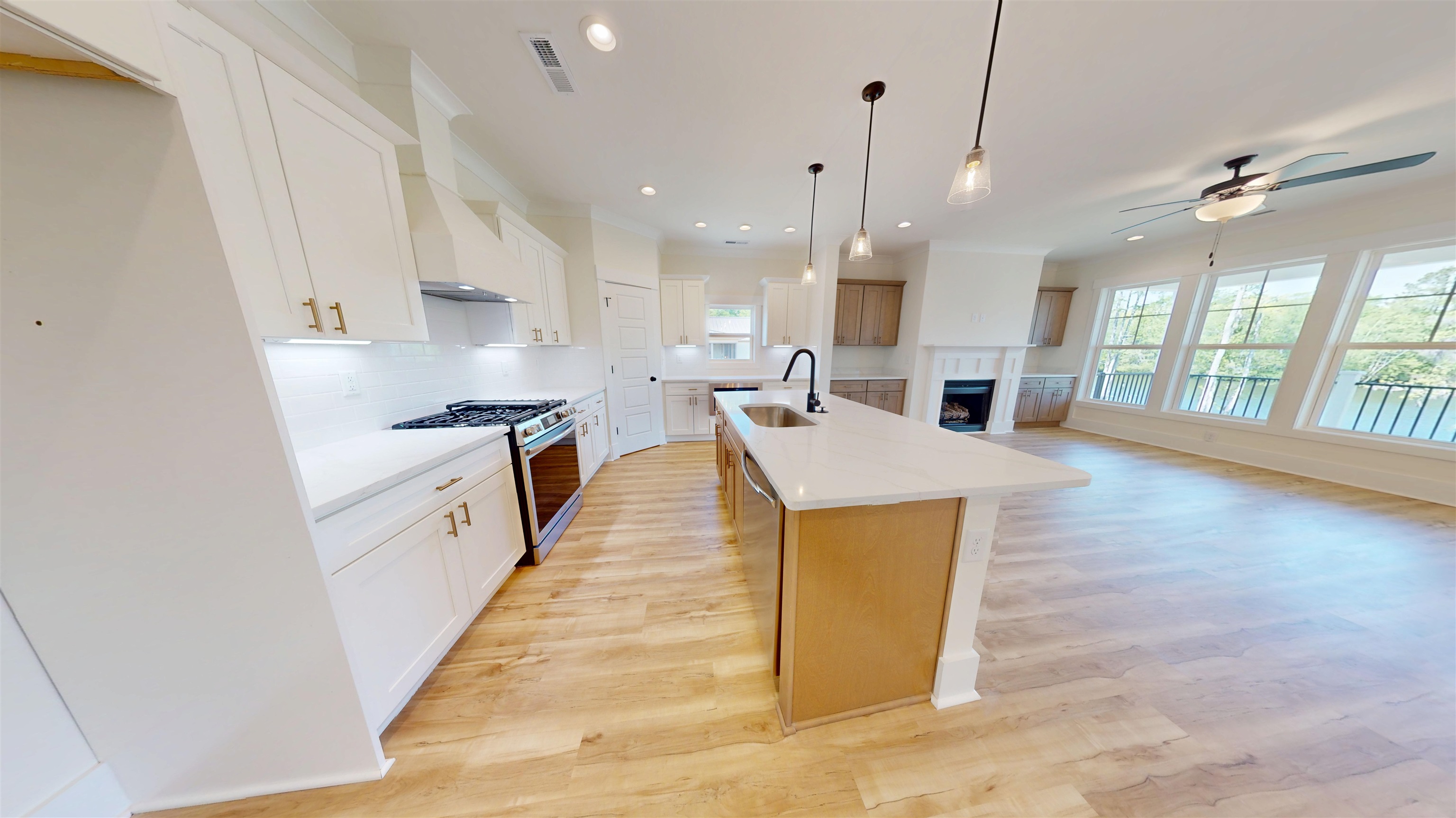 693 W Oak Circle Property Photo 11