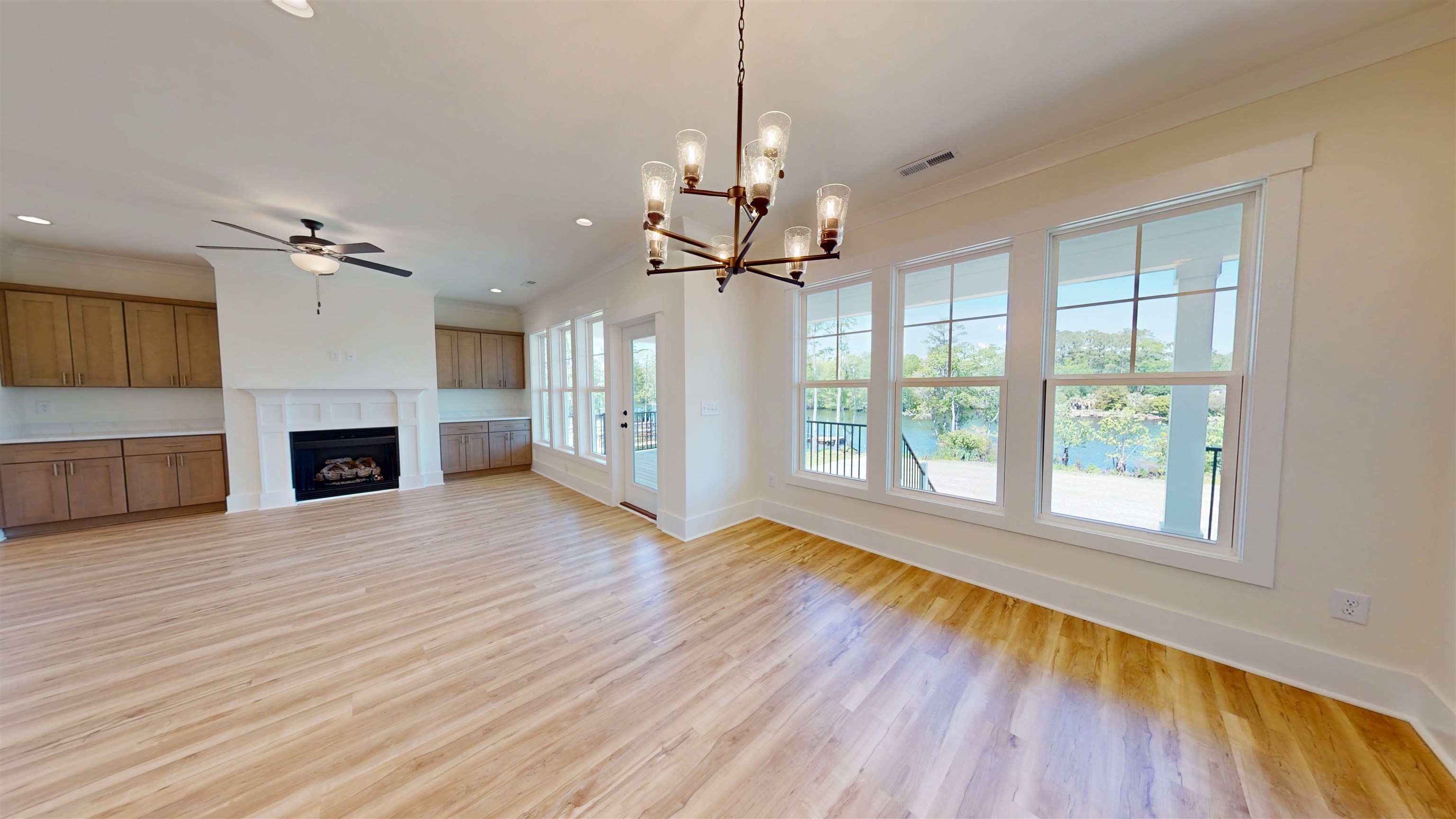 693 W Oak Circle Property Photo 14