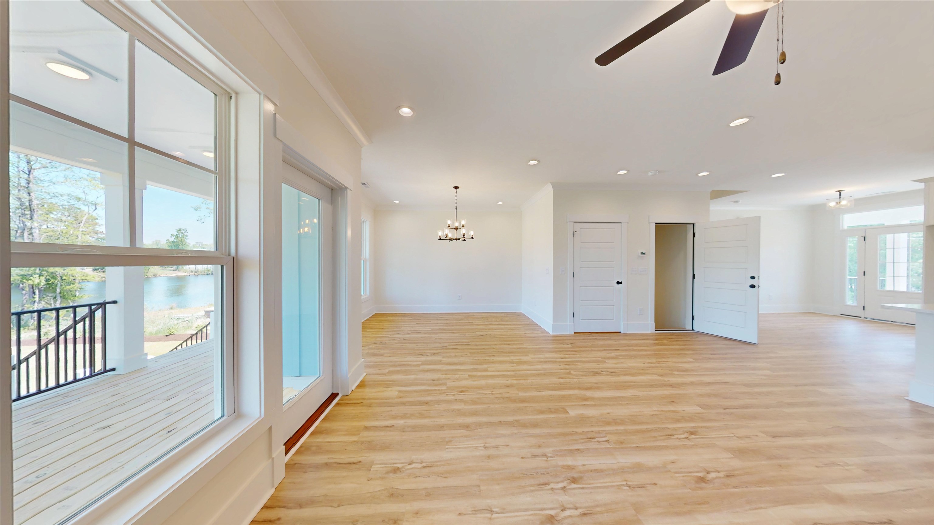 693 W Oak Circle Property Photo 16