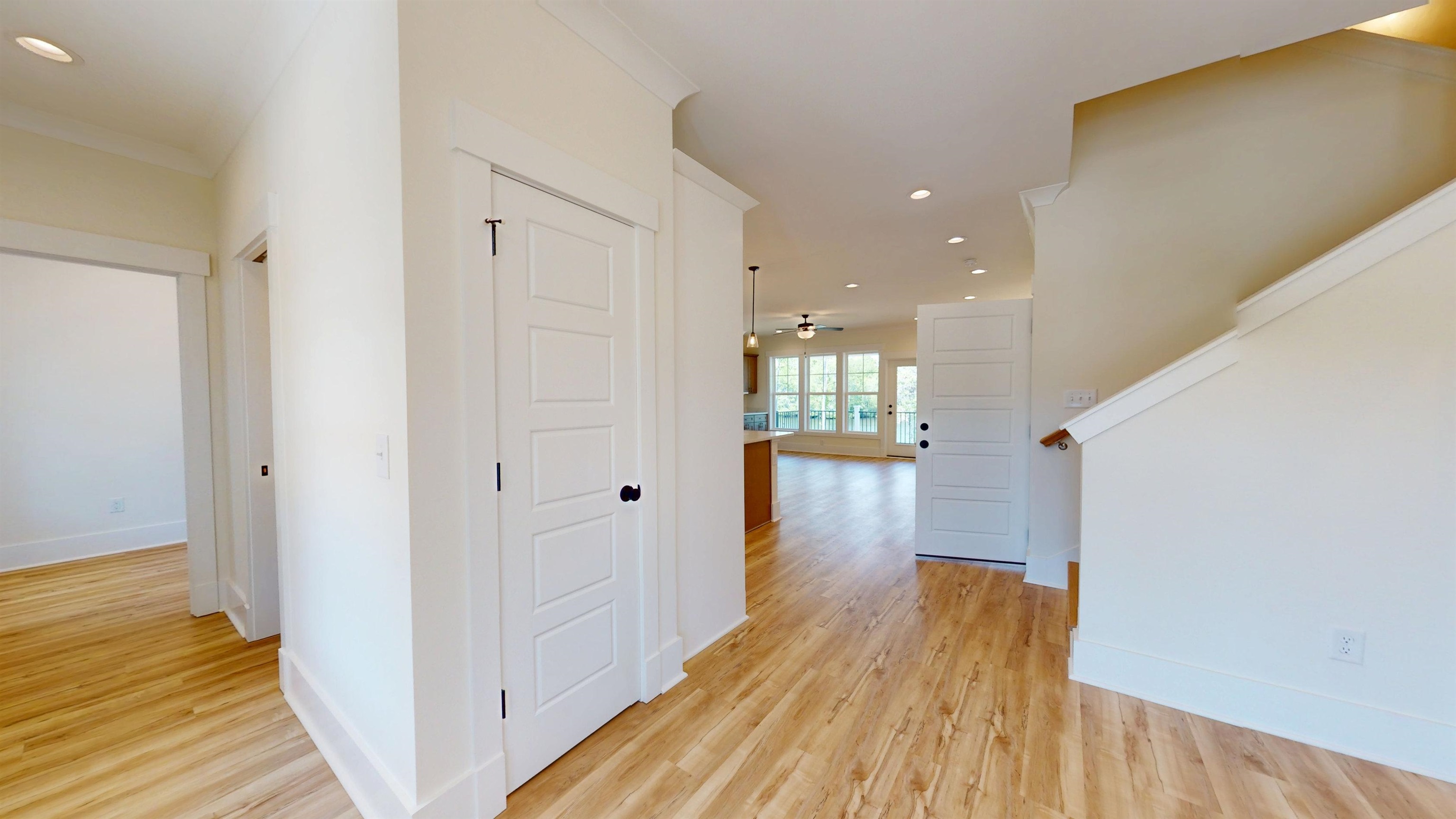 693 W Oak Circle Property Photo 29