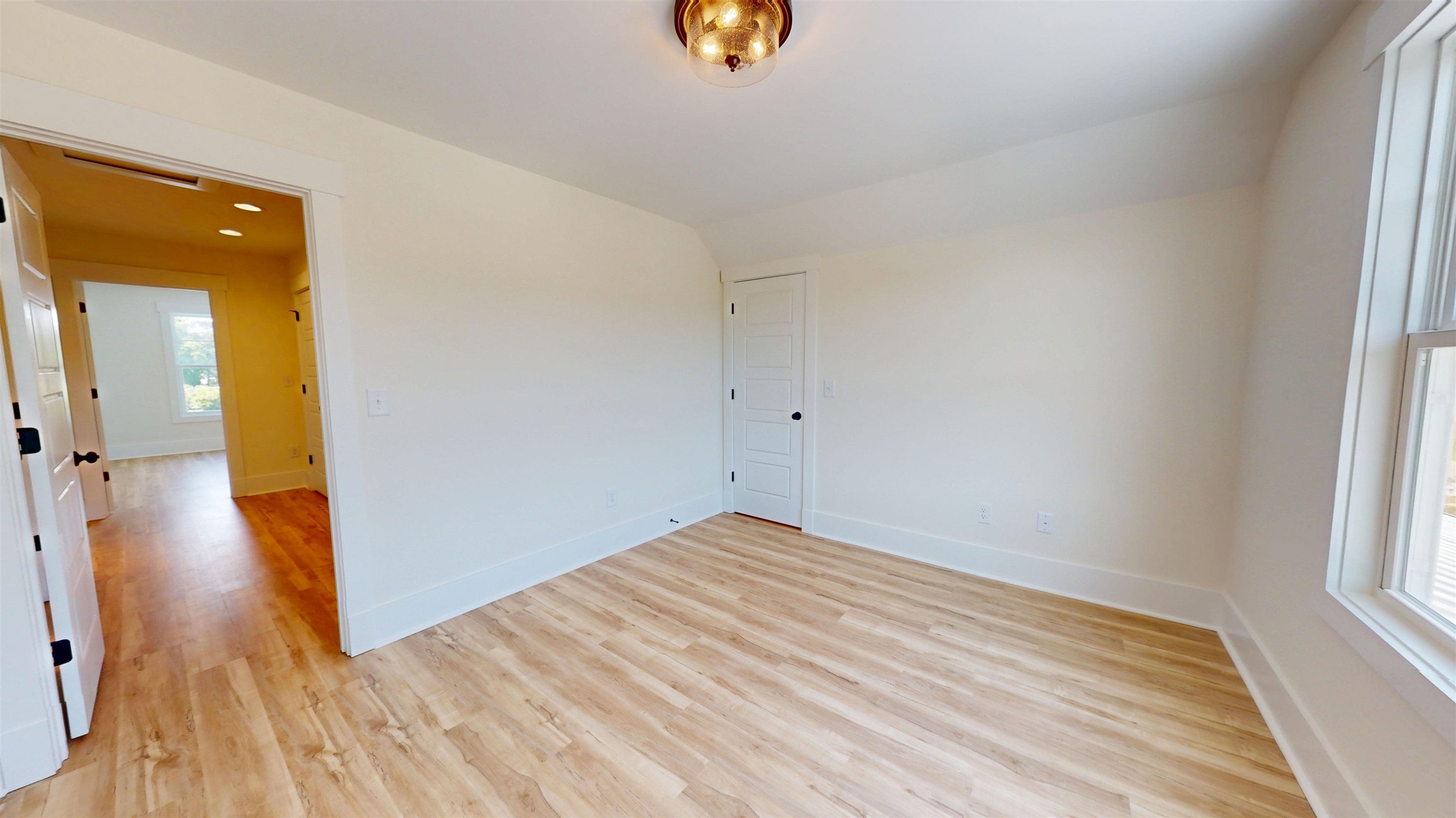 693 W Oak Circle Property Photo 37