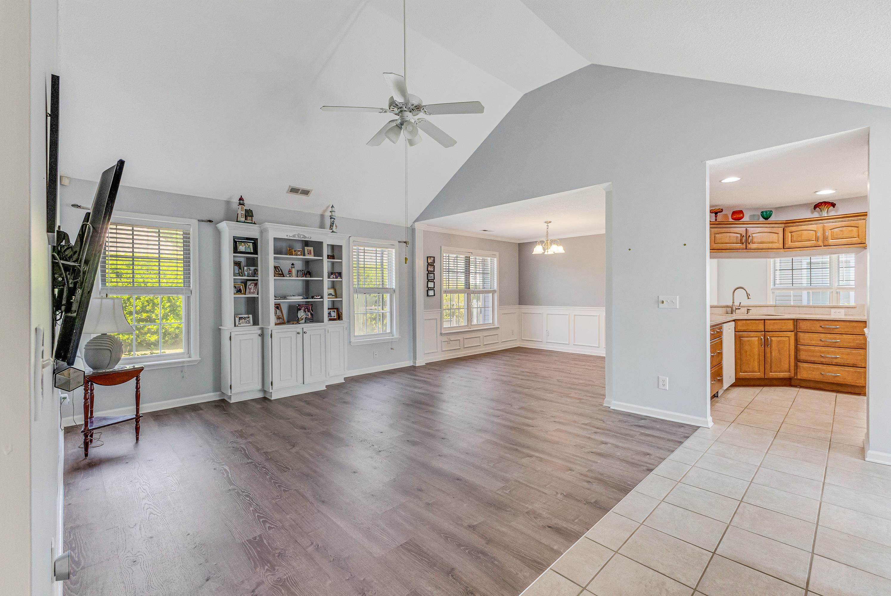418 Hampton St. Property Photo 11